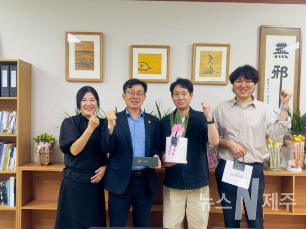 747ed8cf5cf0e.png
