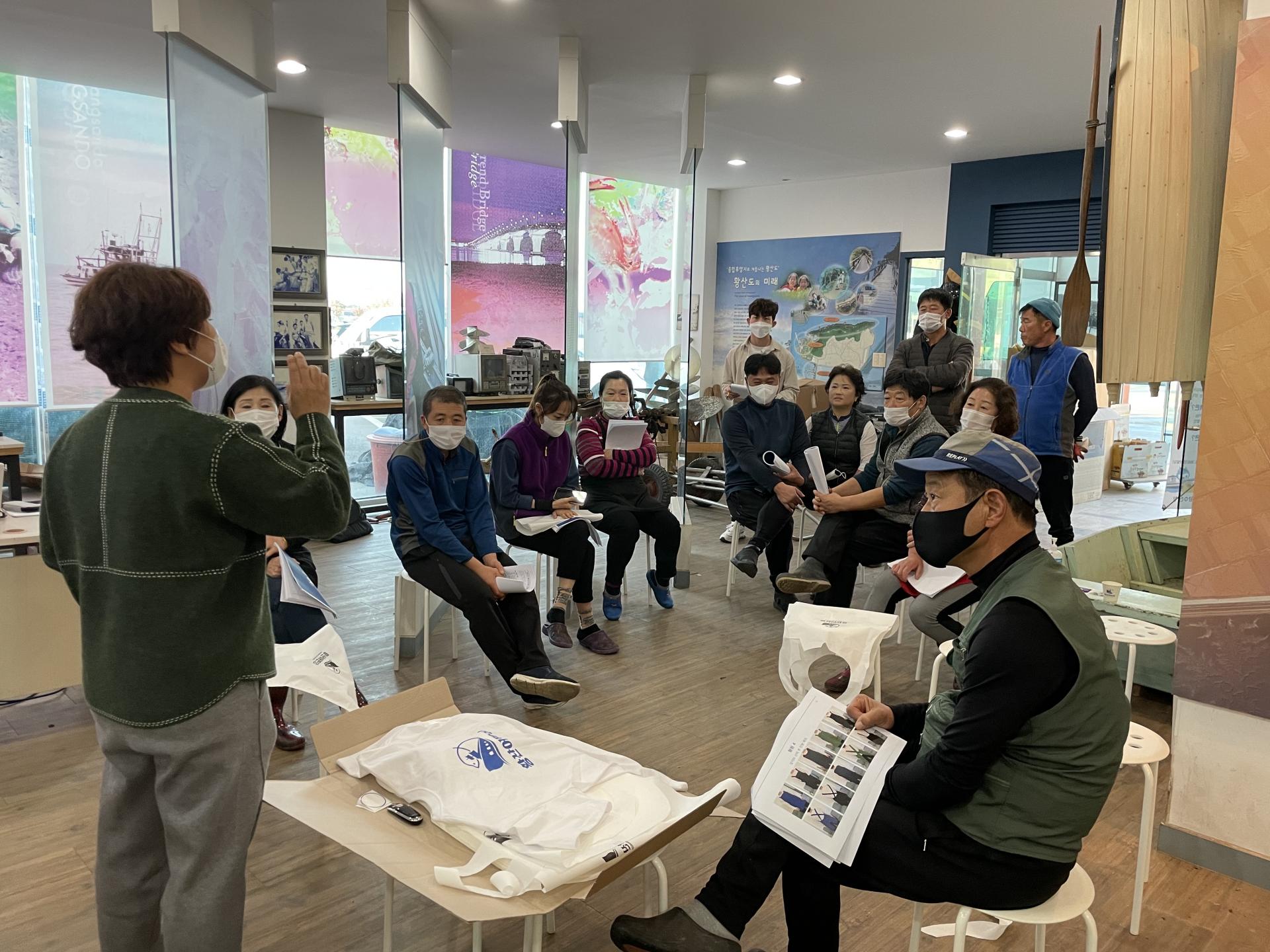 황산도항_한국어촌어항공단 (4).jpg