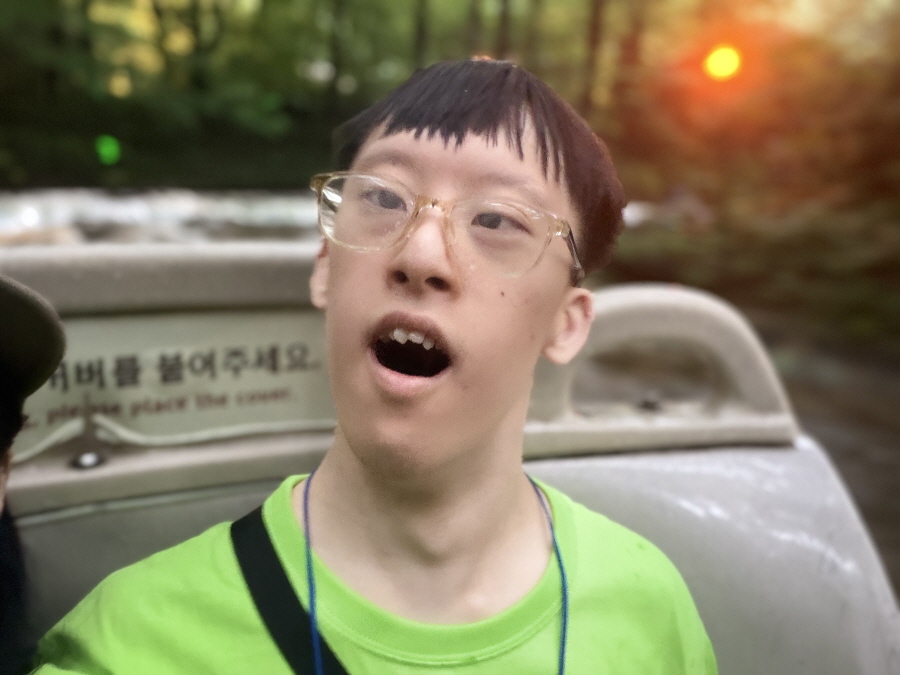 568f3dd17c62d.jpg