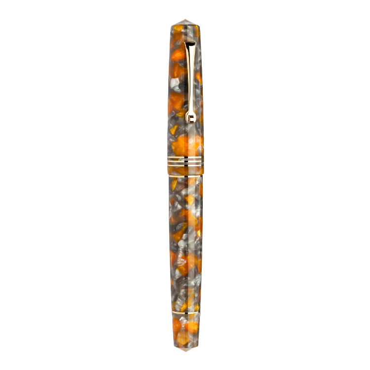 Yellow gold trim Momento Zero Lava e Cenere fountain pen