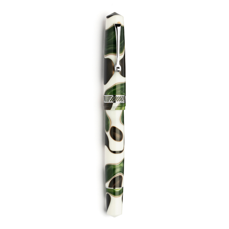 Silver trim Momento Magico Leaf fountain pen