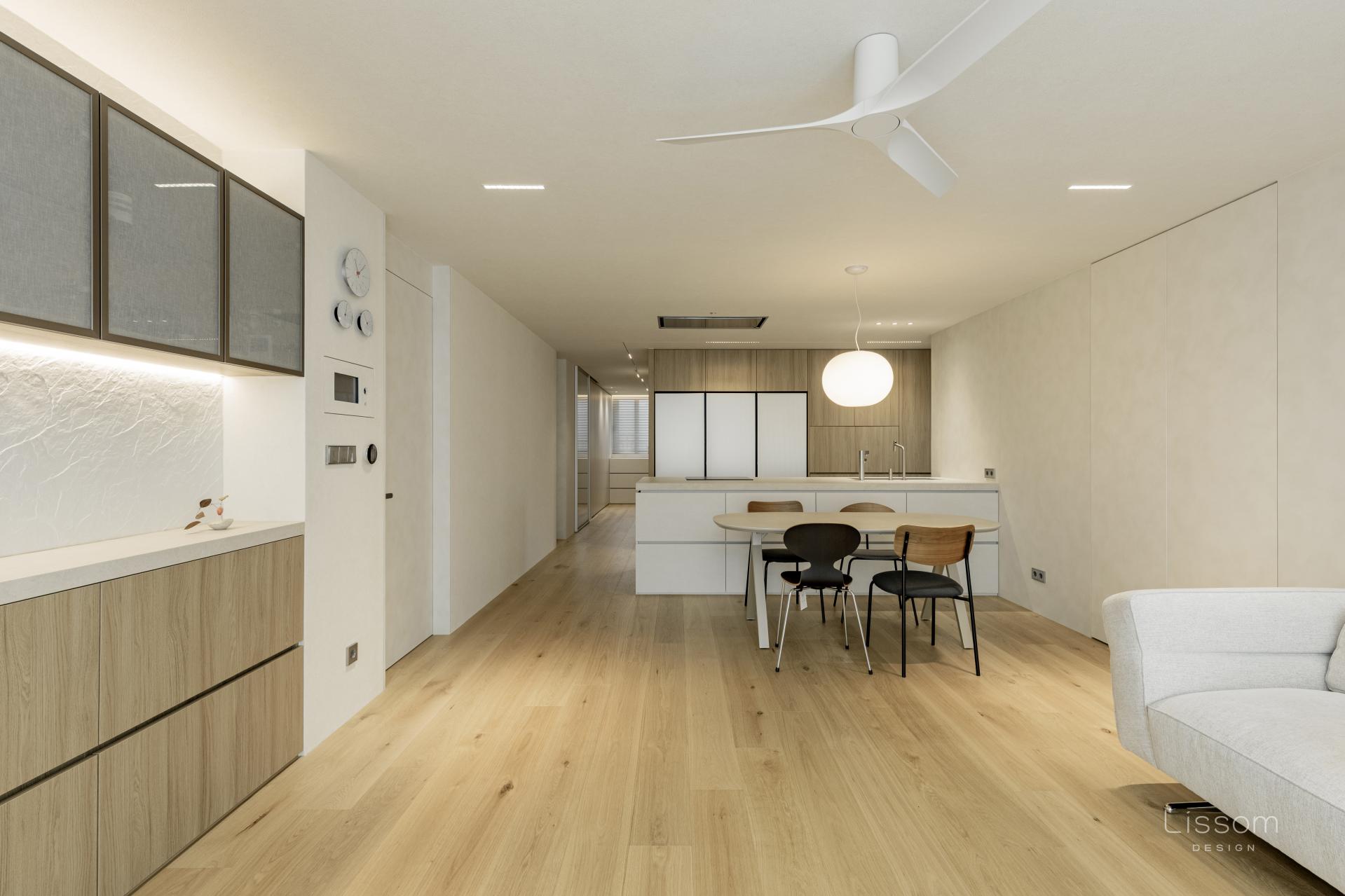 f0b21bed3192a.jpg