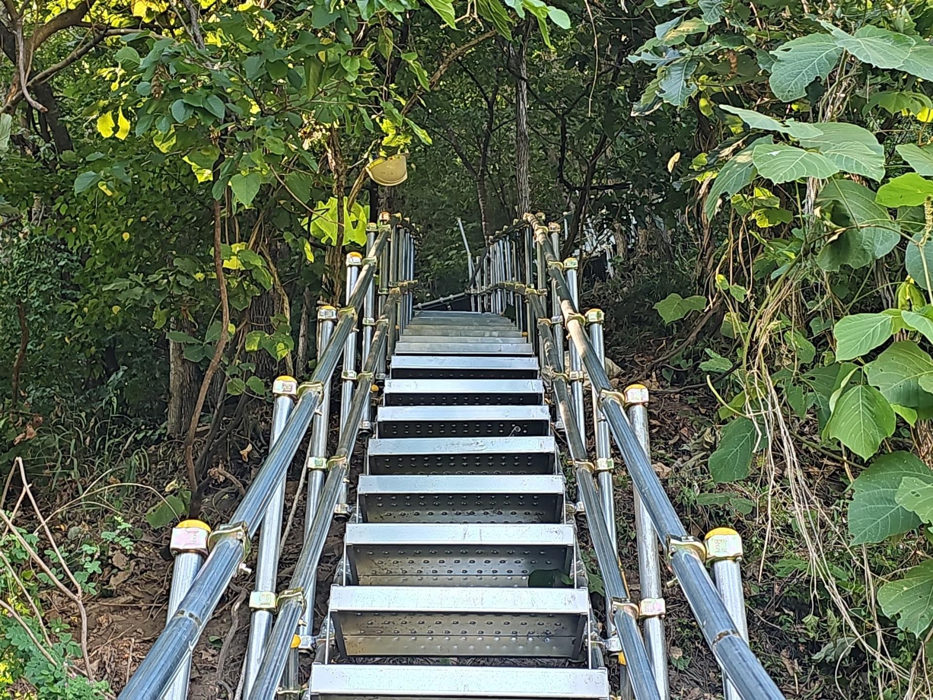 670ed14823848.jpg