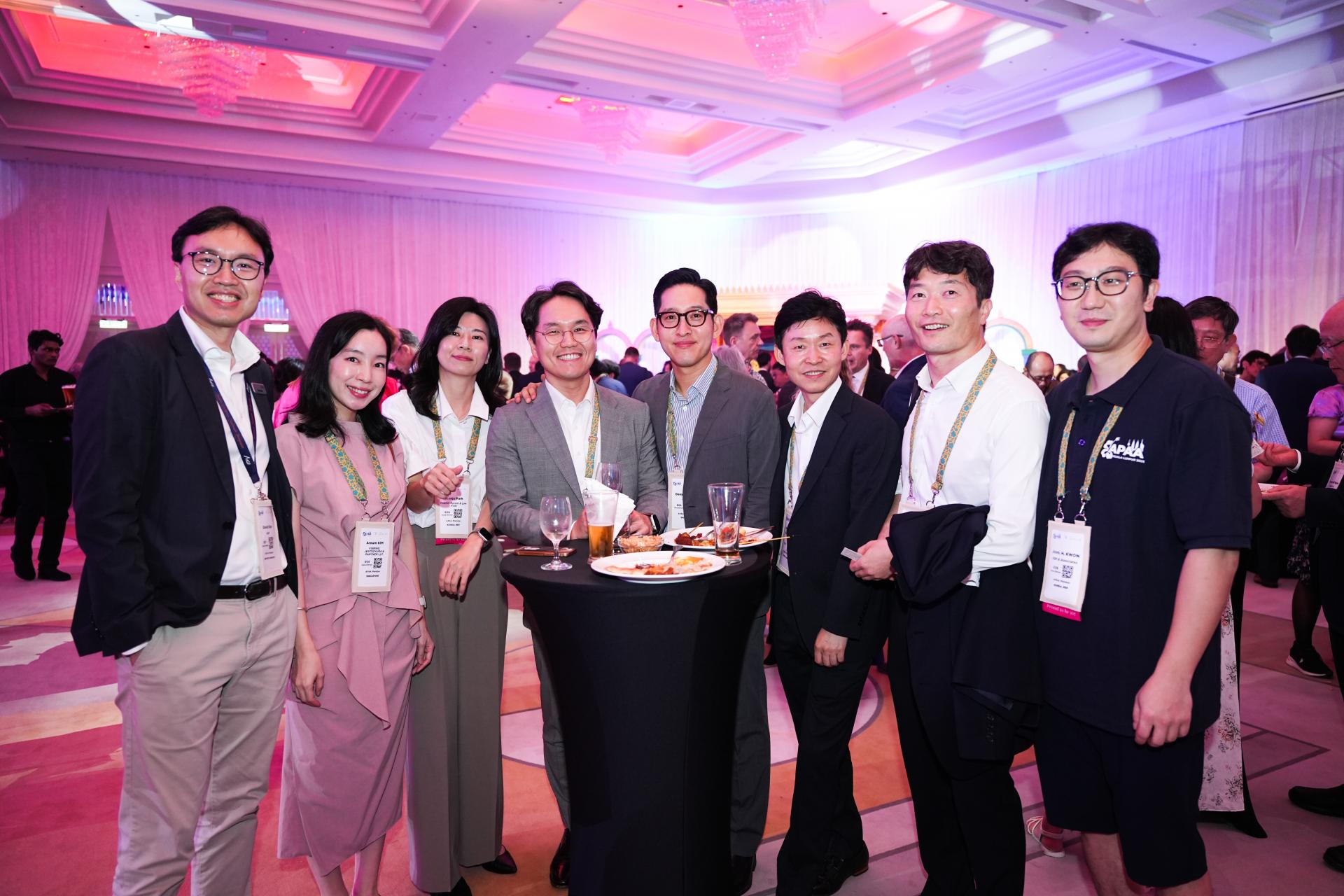 0c9f1ab337420.jpg