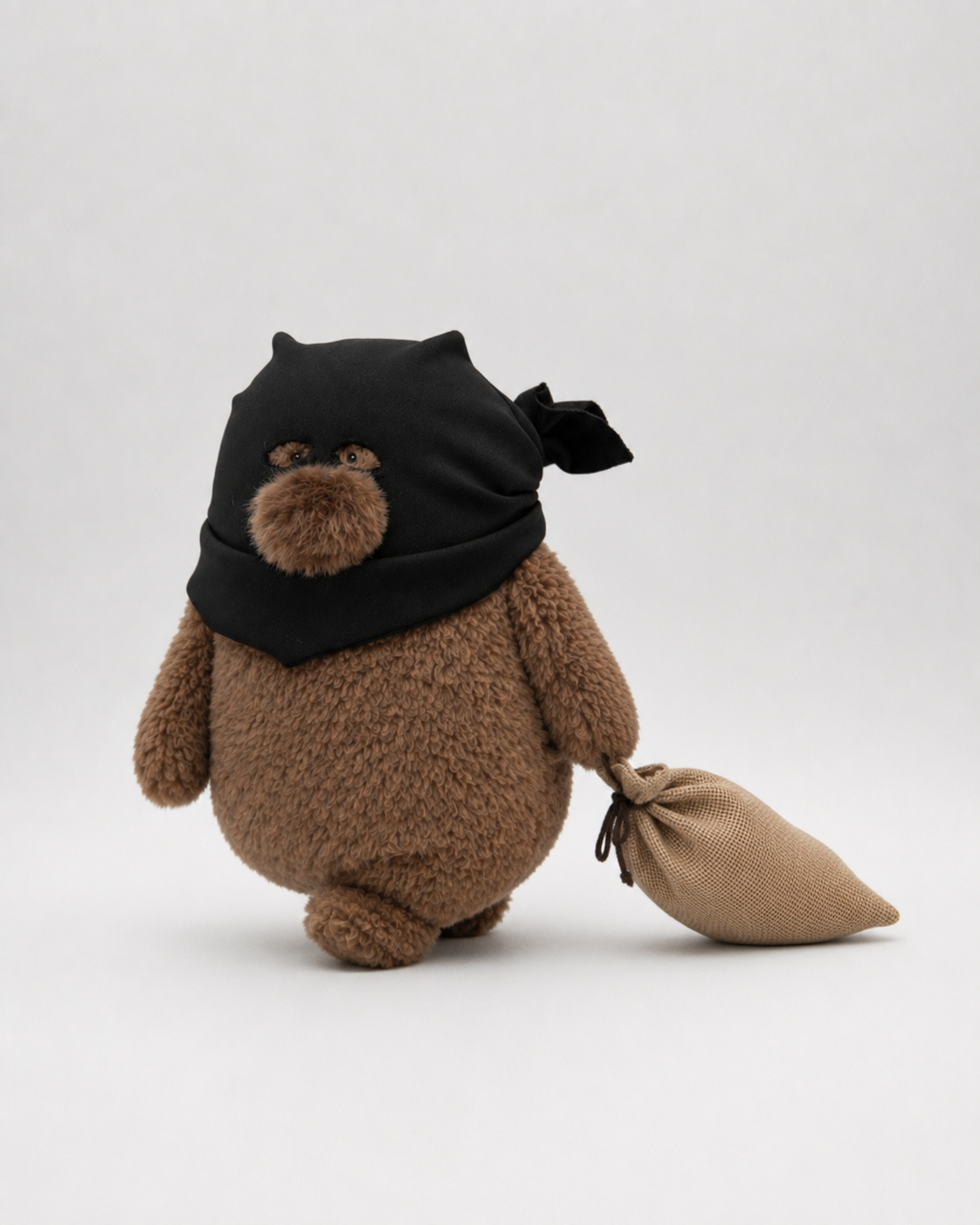 Thief Penguin cumo ( black mask )
