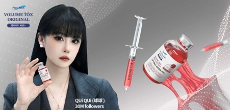 <  중국 인플루언서 츄츄(3천만 팔로워), 볼륨톡스 멀티액션 리프팅 마스크프로 / 사진 제공 : 파이온텍 >