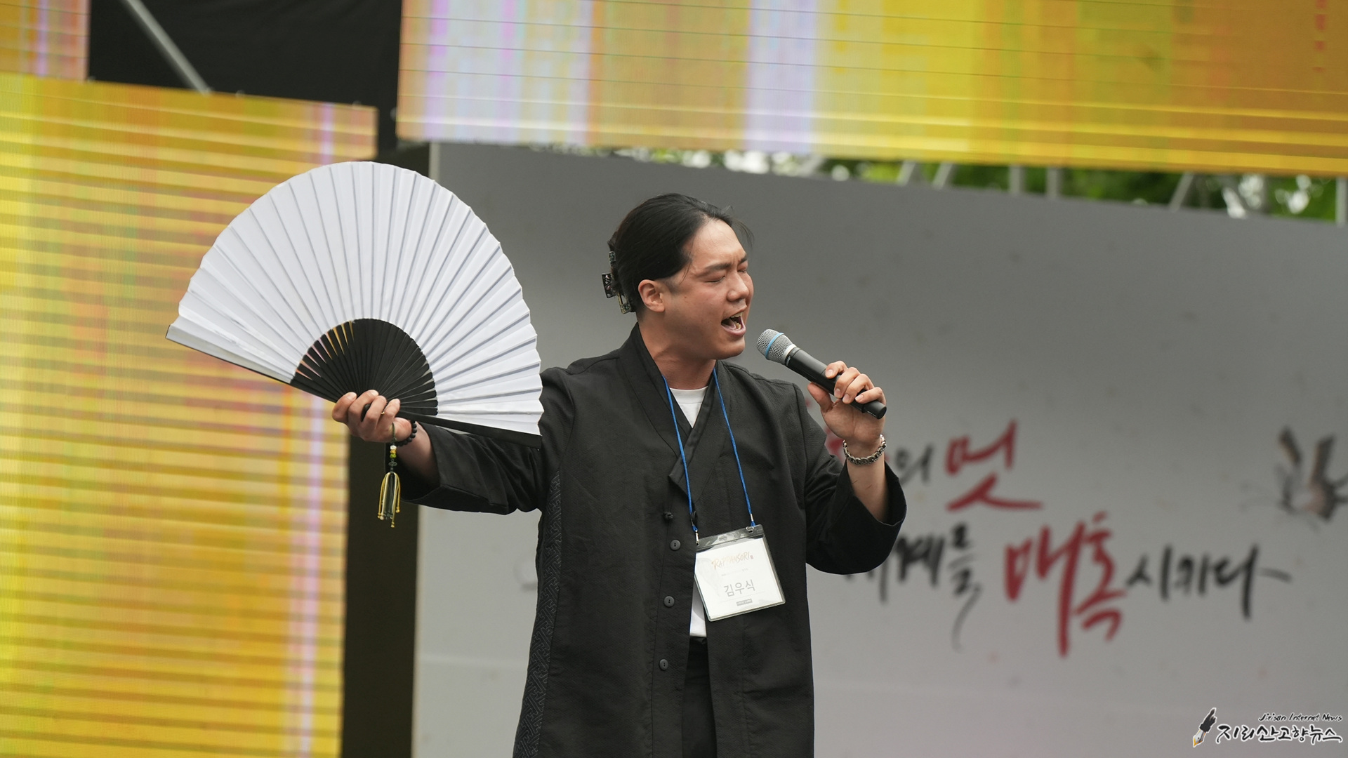 05.jpg