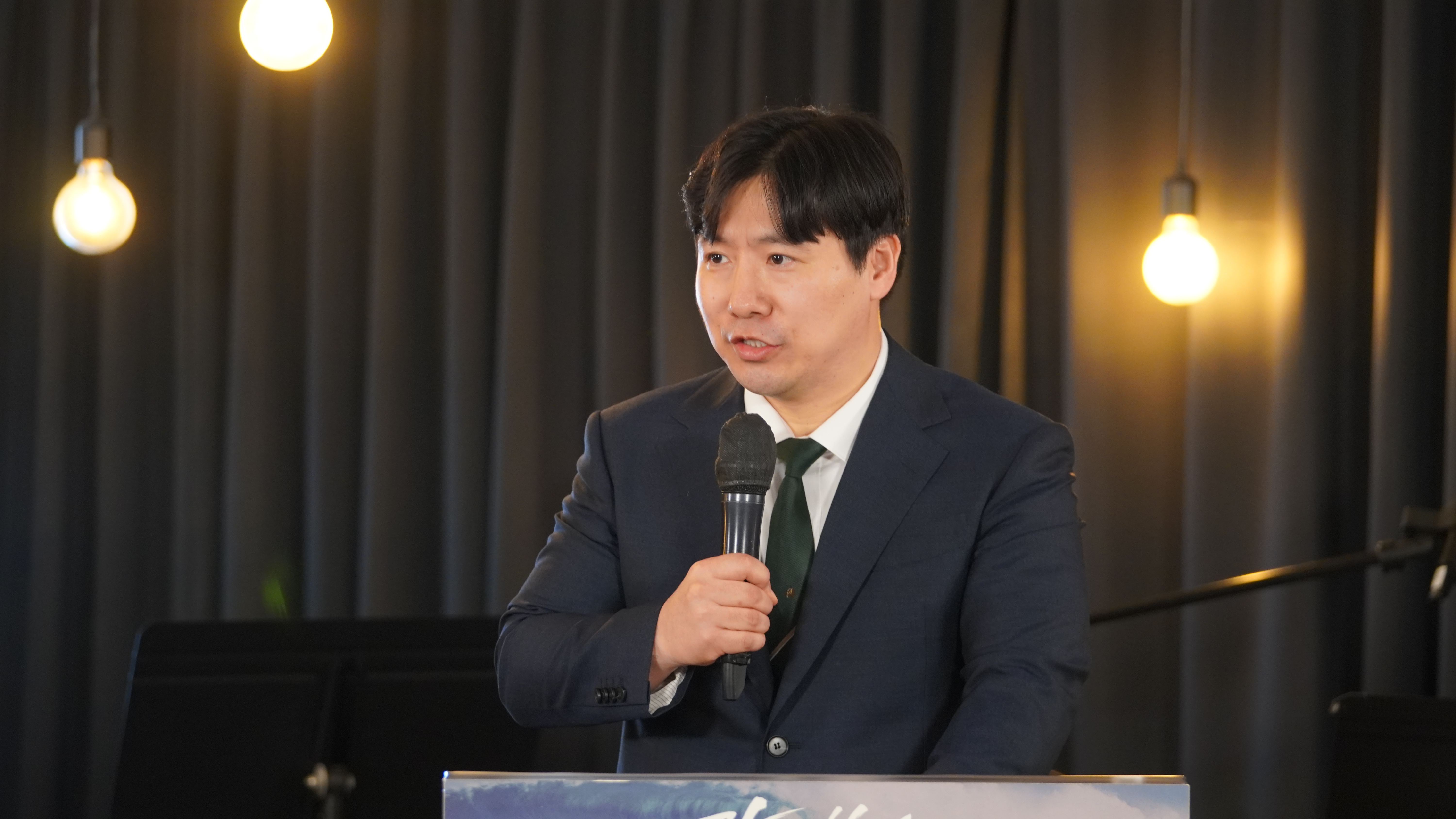 281785d658060.jpg
