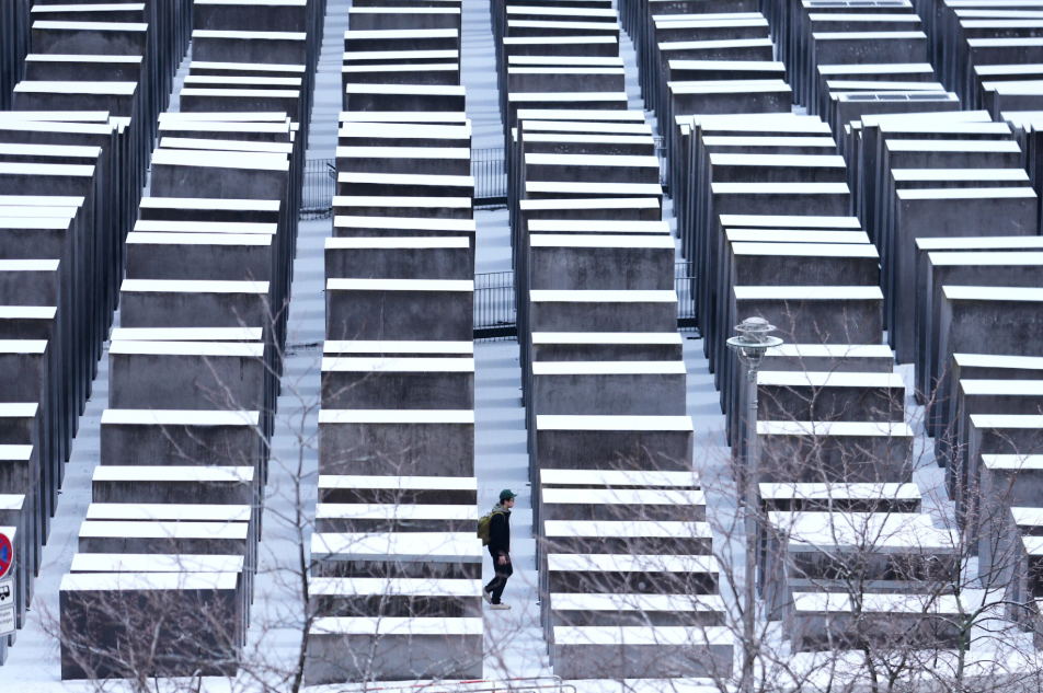 7a55903793b83.png