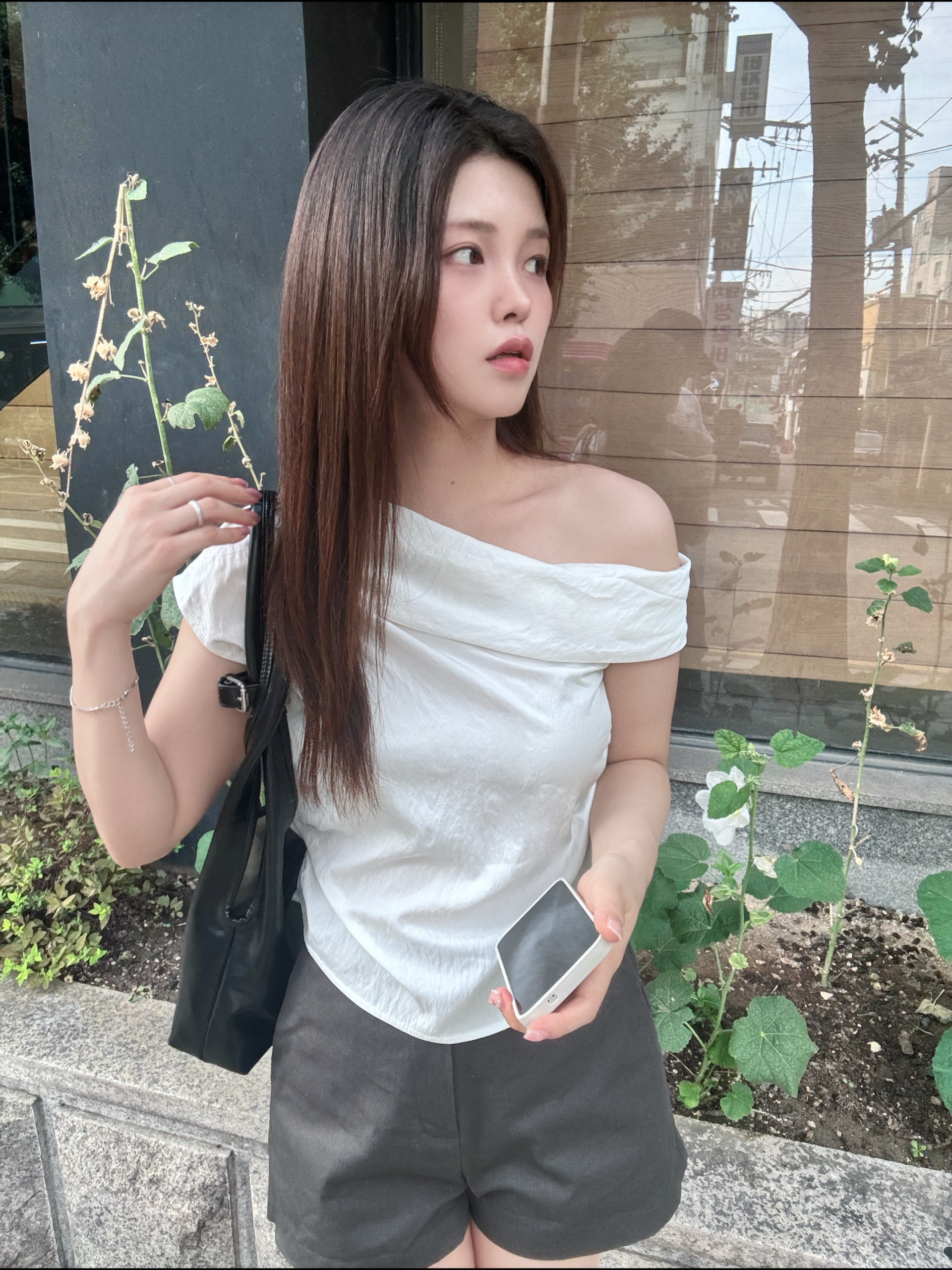 (당일발송) 오니 원숄더 슬리브리스 블라우스 -2color