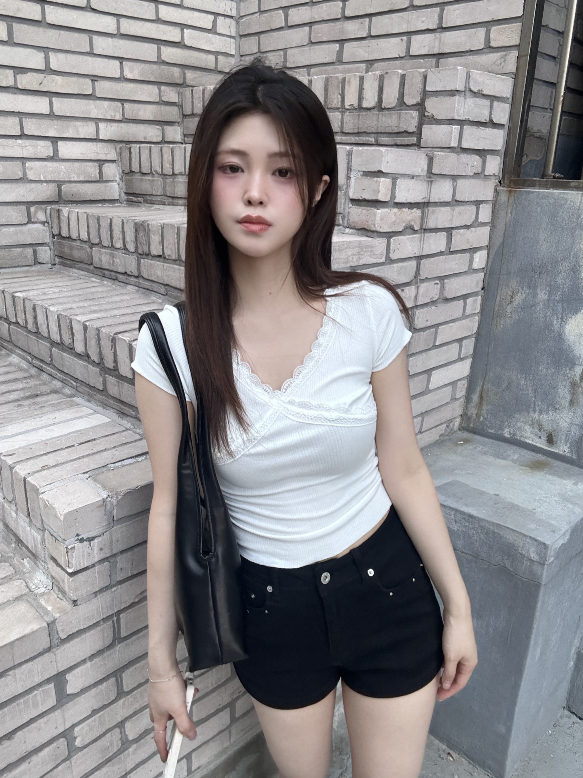 (당일발송) 체체 스터드 숏 팬츠 - 2color