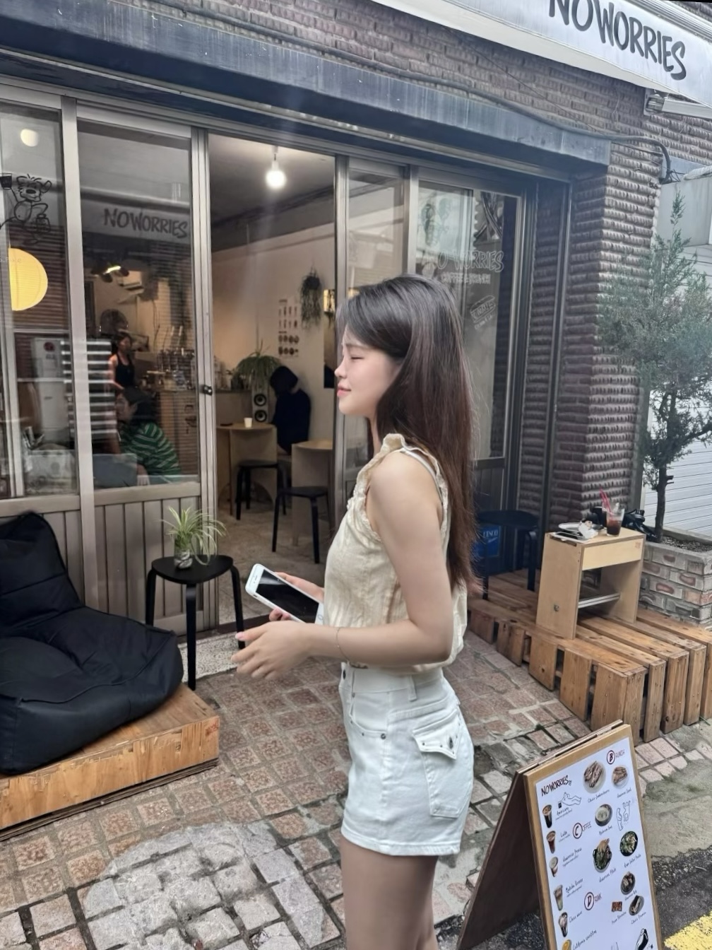(당일발송) 체체 스터드 숏 팬츠 - 2color