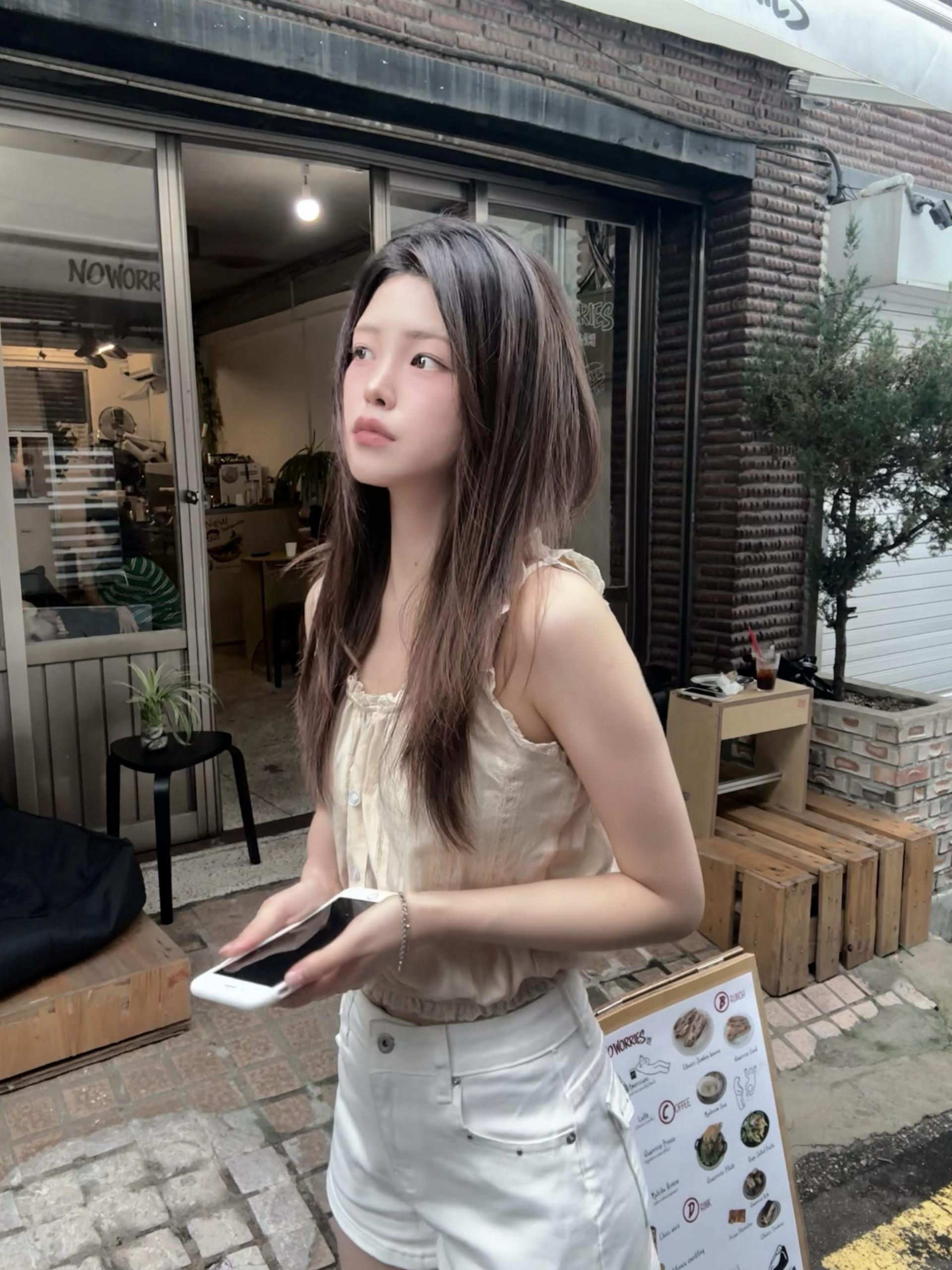 (당일발송) 체체 스터드 숏 팬츠 - 2color