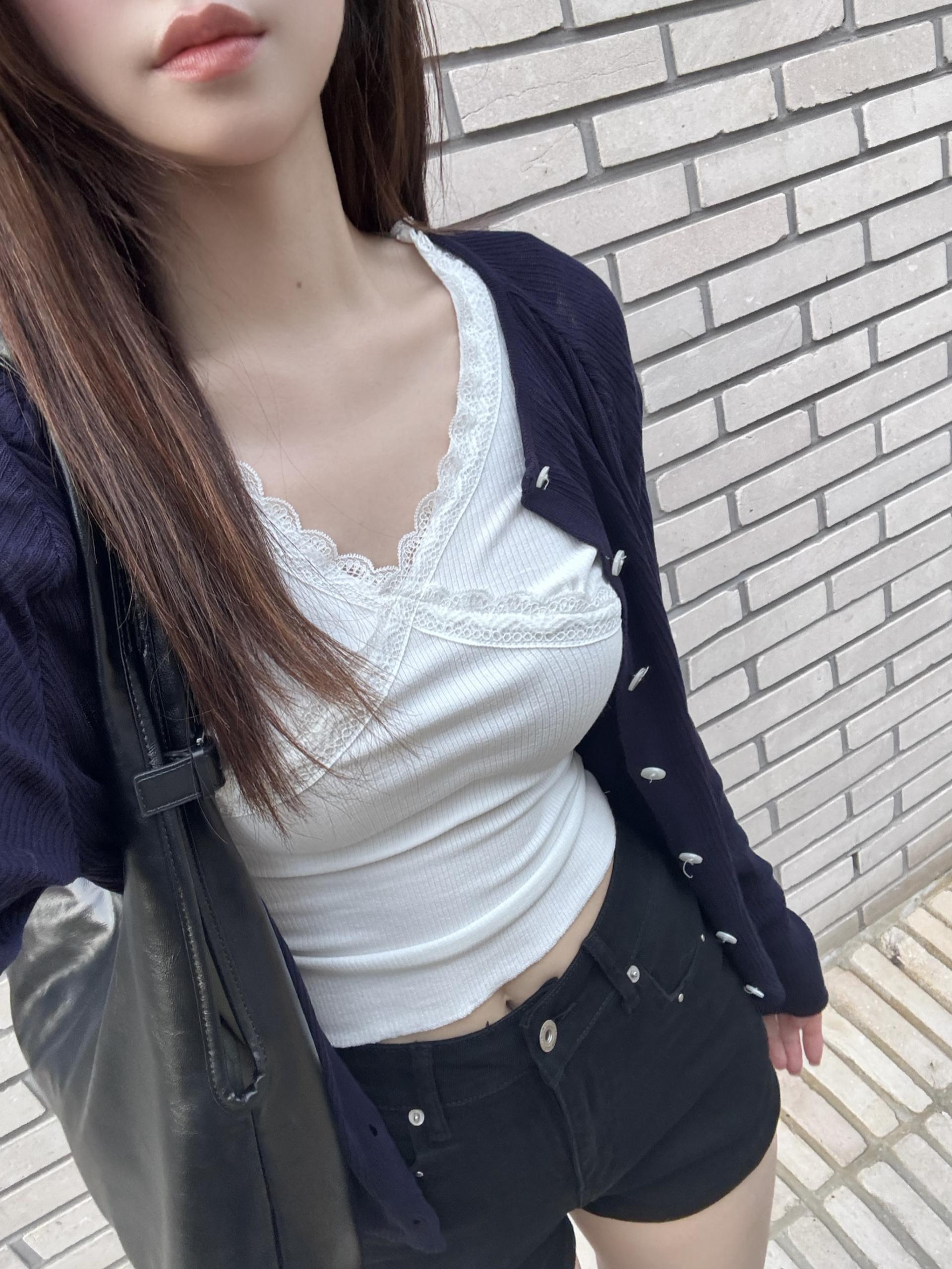 (당일발송) 체체 스터드 숏 팬츠 - 2color