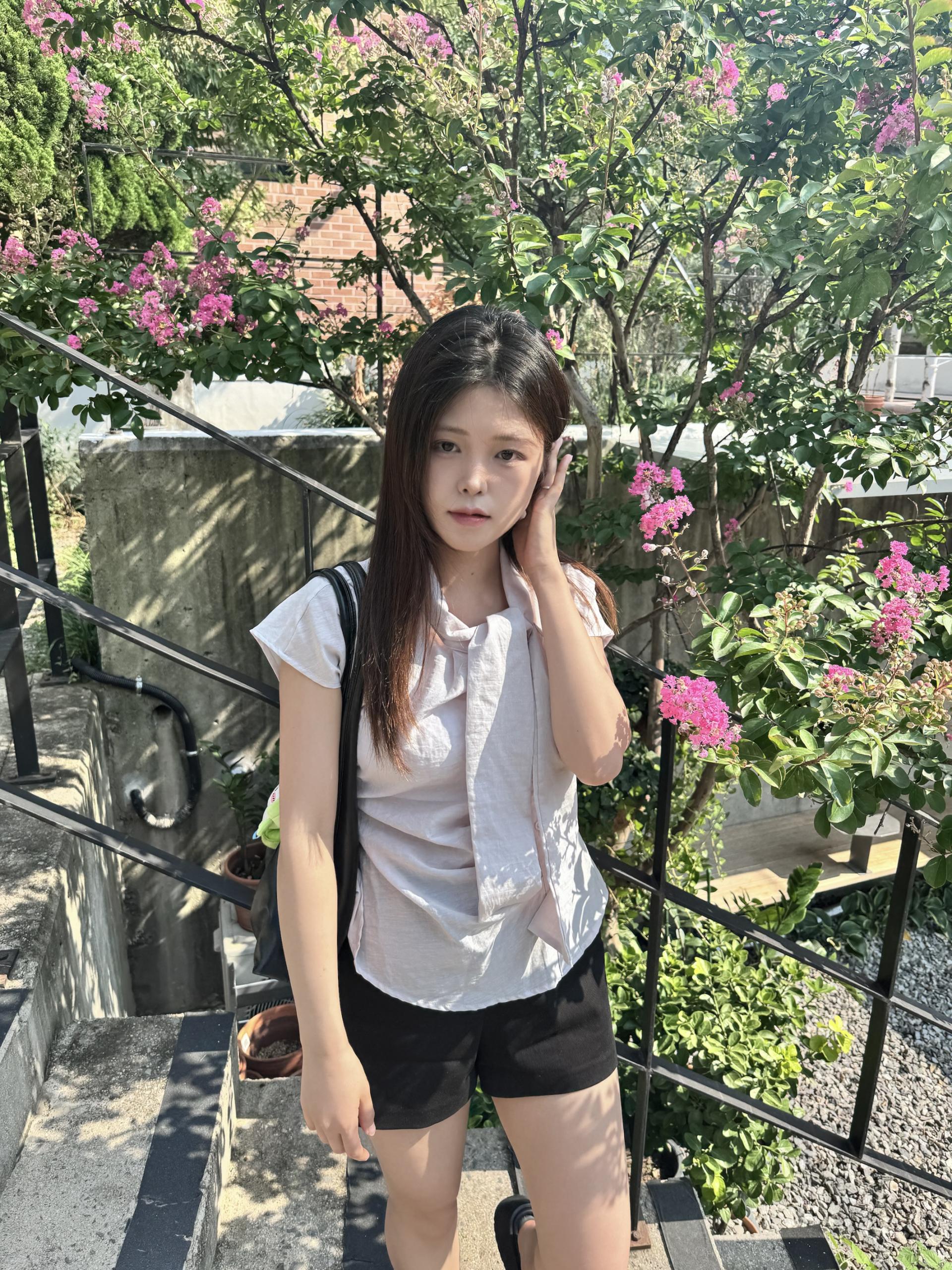 (당일발송) 레이 리본 끈 블라우스 - 2color