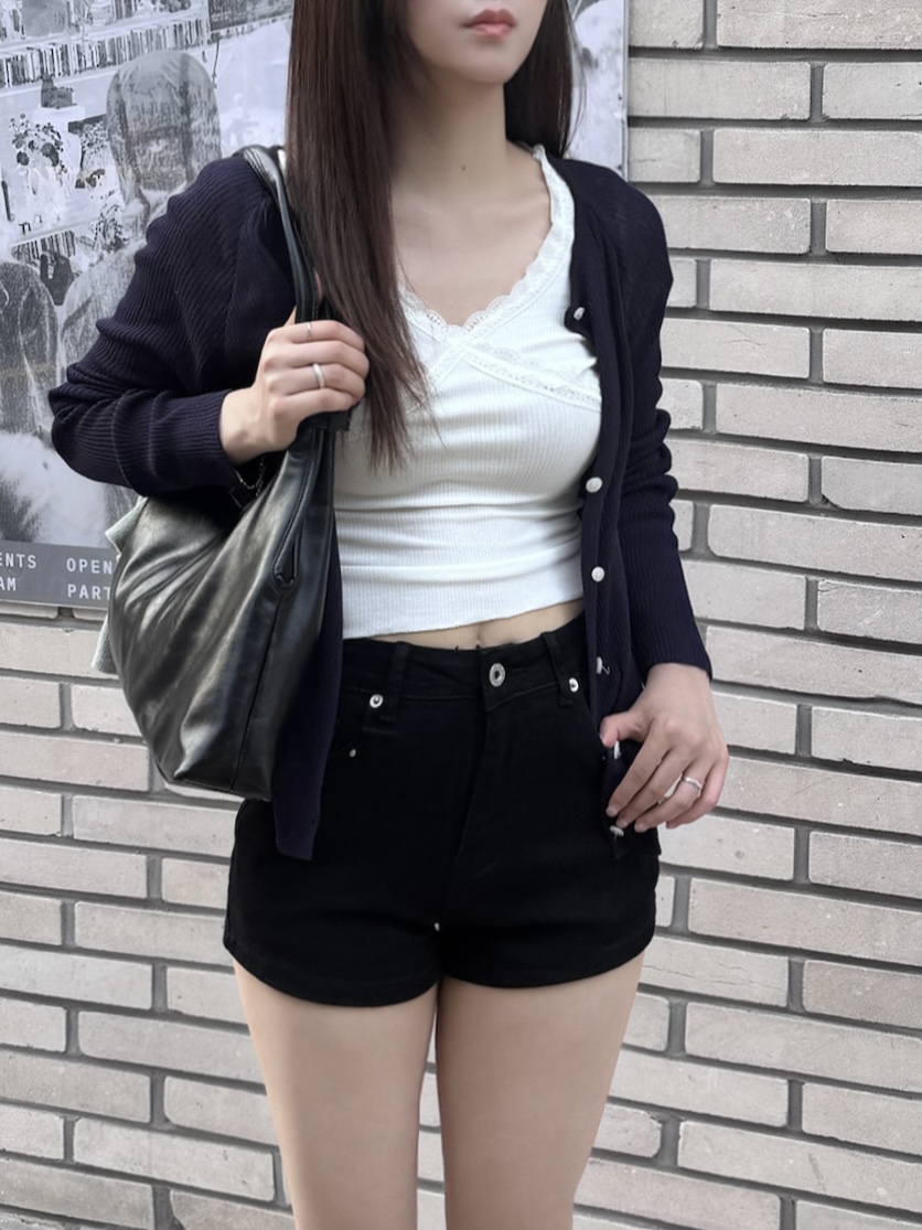 (당일발송) 체체 스터드 숏 팬츠 - 2color