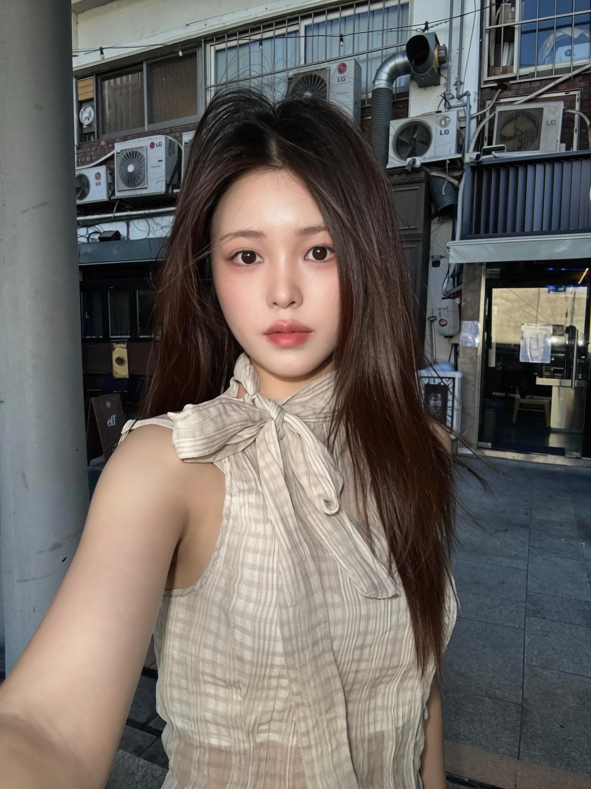 (당일발송) 소스 머플러 언발 블라우스 - 2color