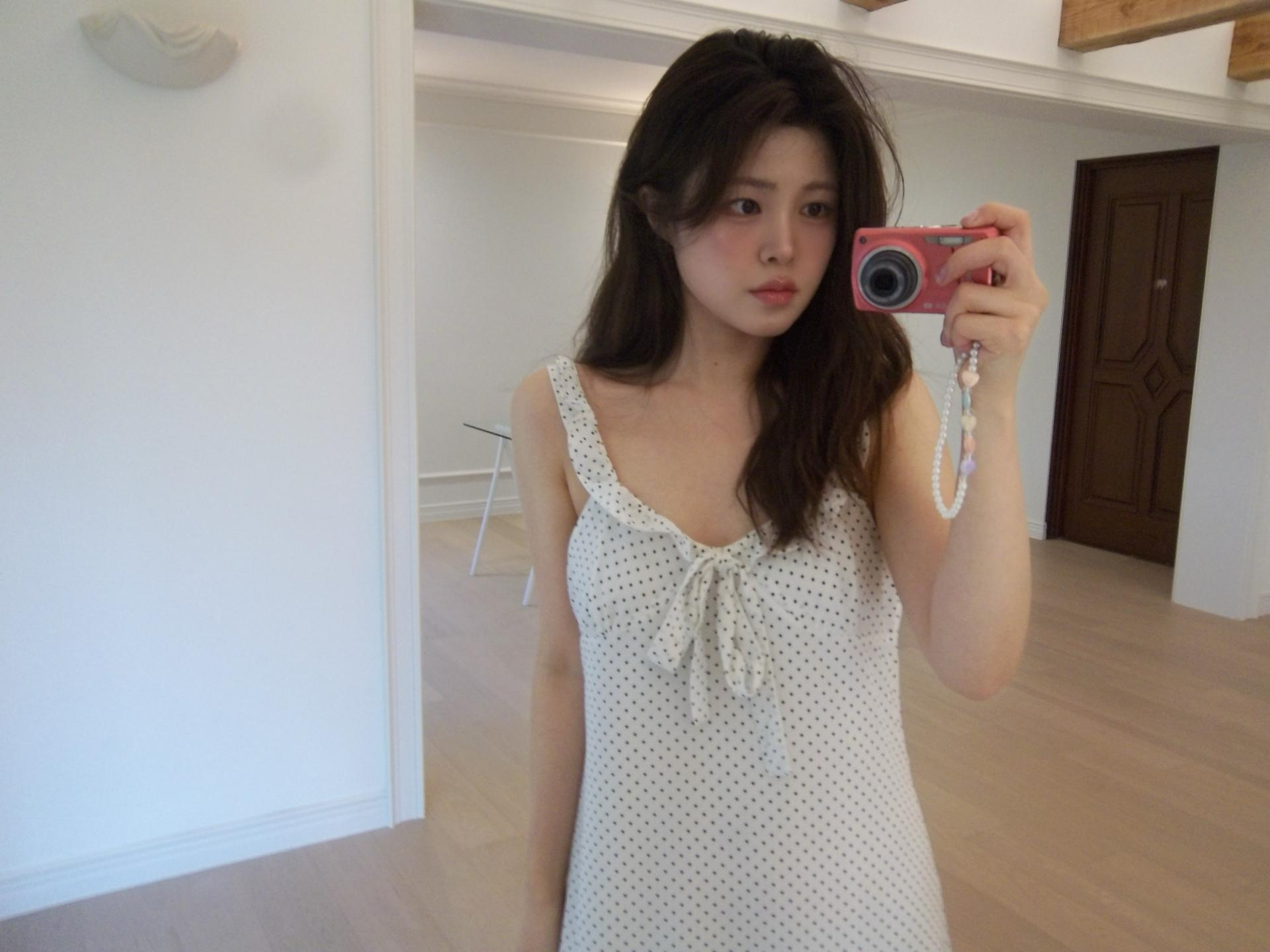[자체제작] 에센스 도트 끈 원피스 WHITE