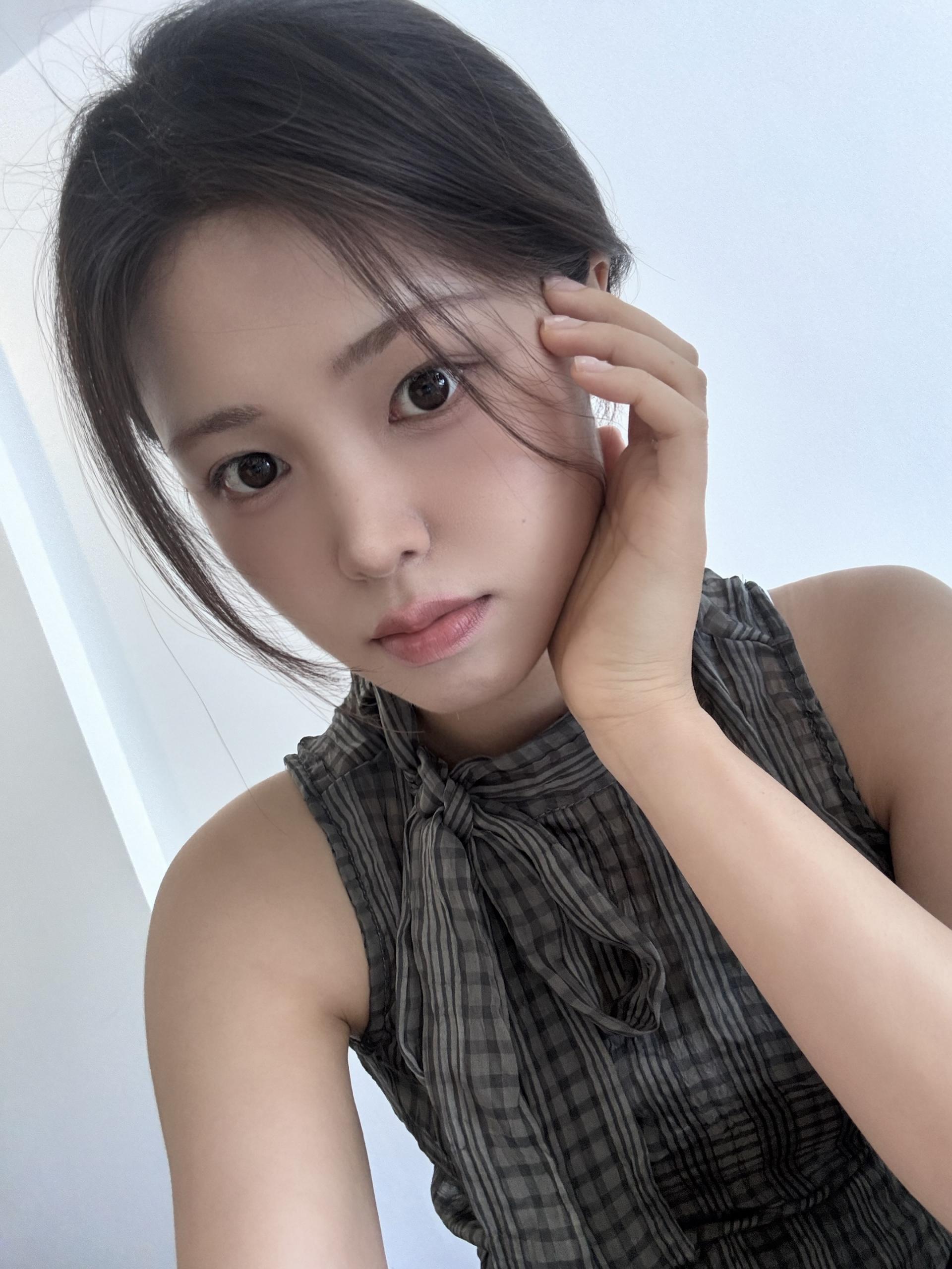 (당일발송) 소스 머플러 언발 블라우스 - 2color