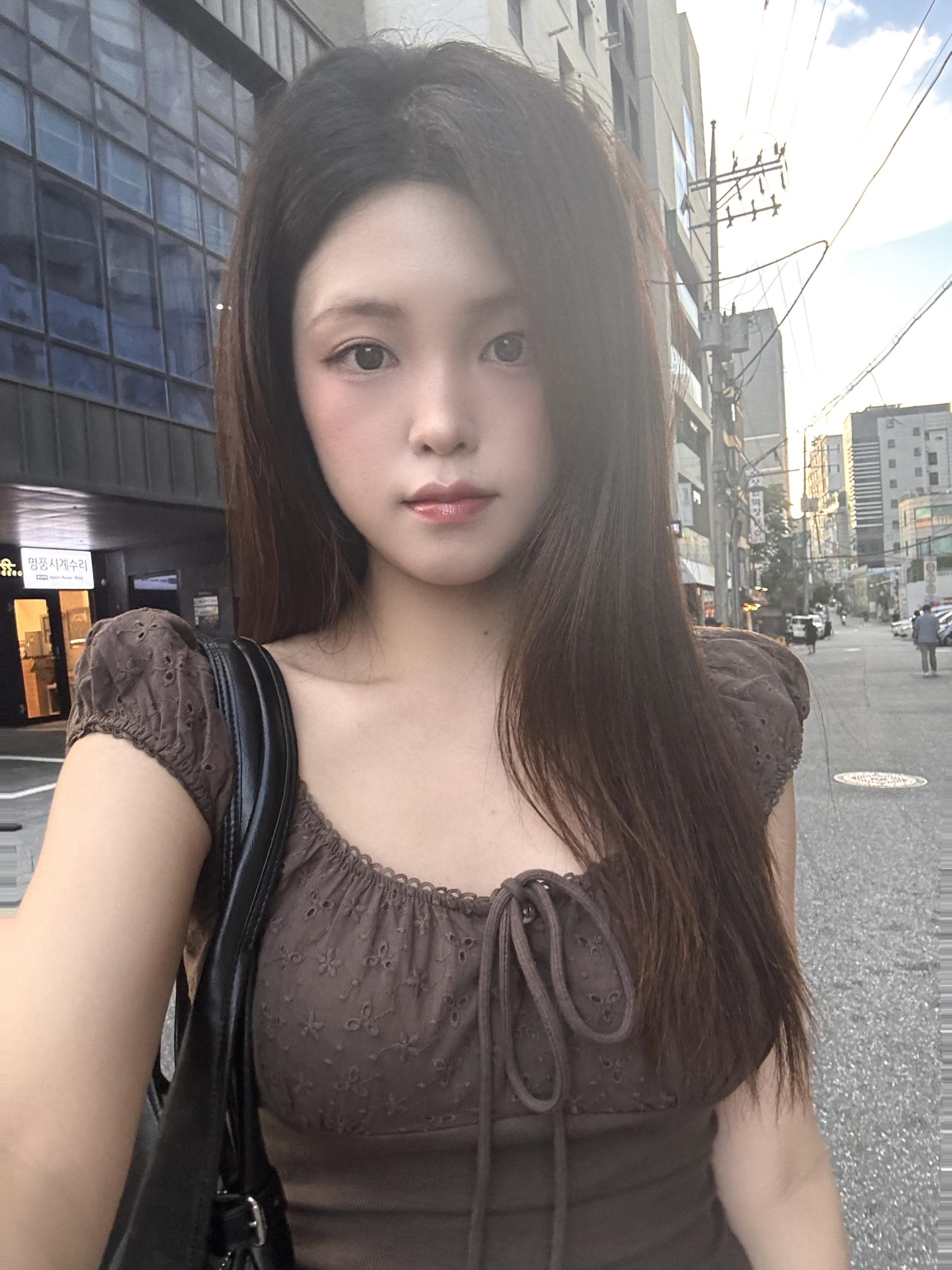 (당일발송) 요거 리본 레이스 티 - 2color