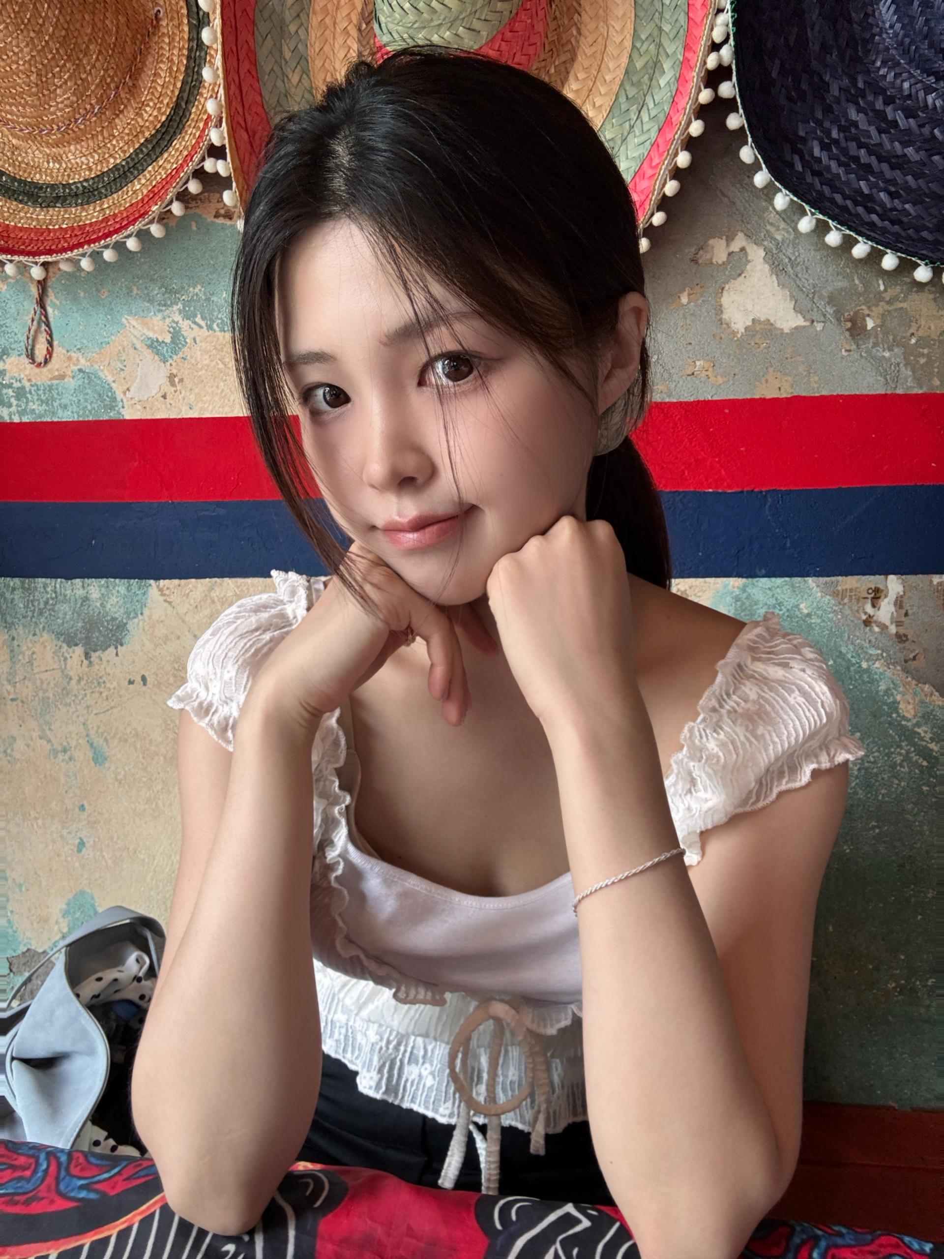(당일발송) 소르베 스모크 프릴 블라우스 - 2color