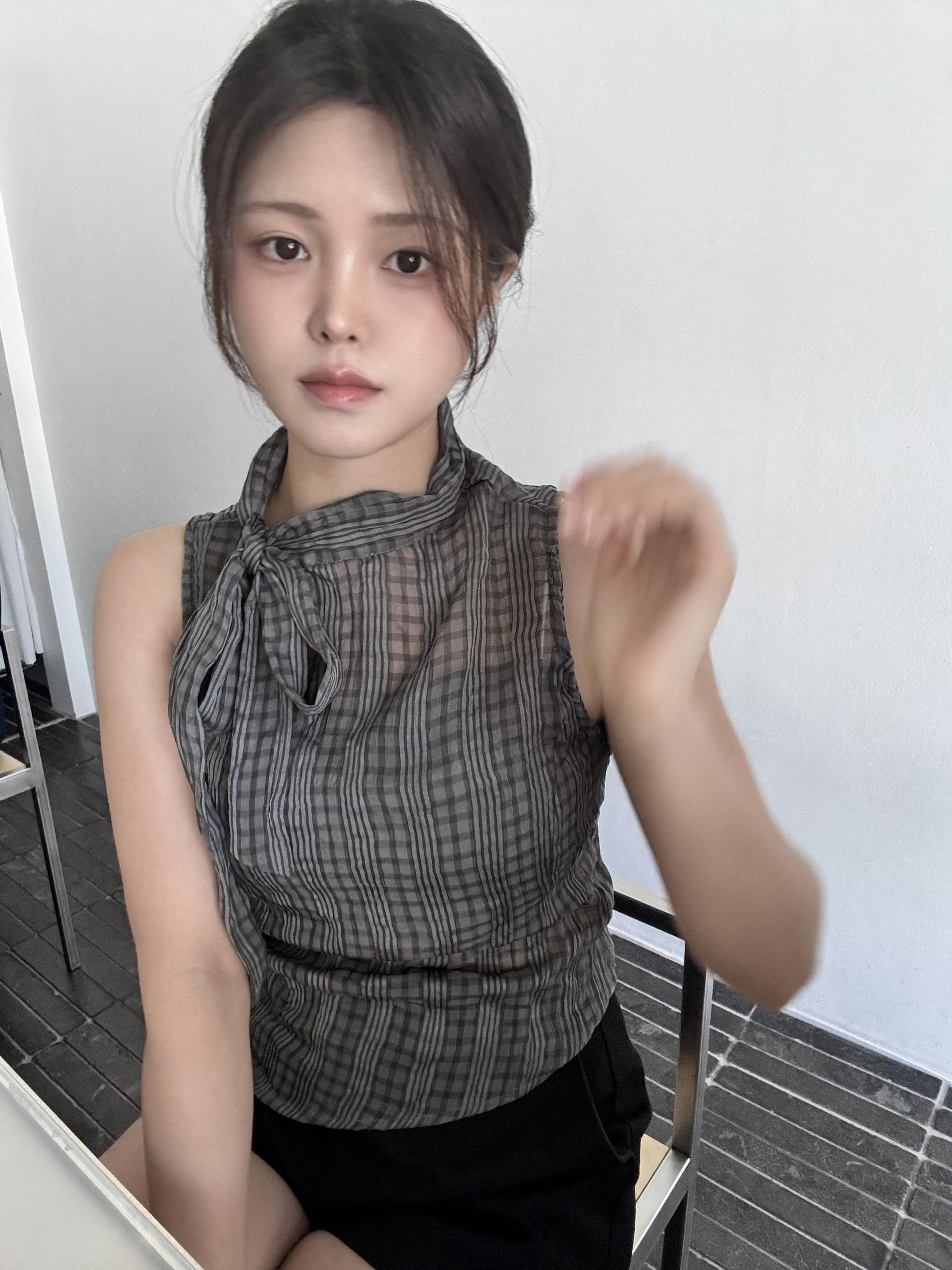 (당일발송) 소스 머플러 언발 블라우스 - 2color