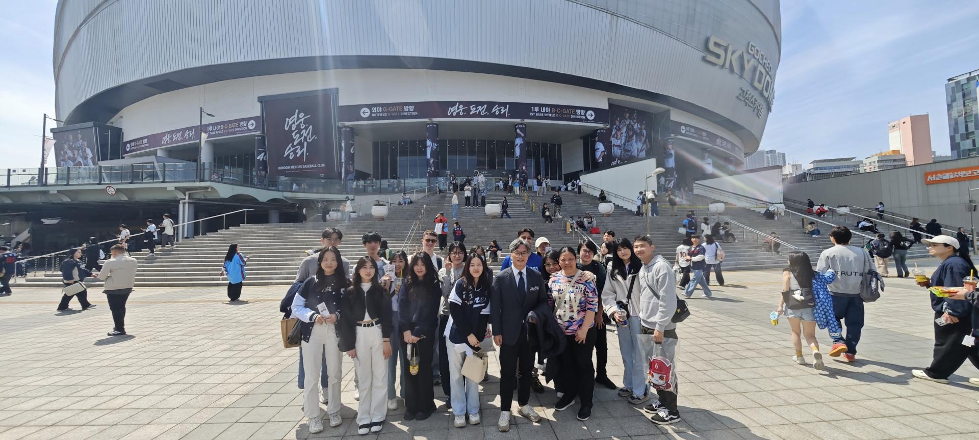 6cf1240acde5d.jpg