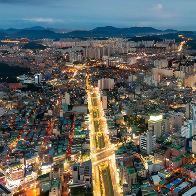 사상 더파크 비스타동원 프리미엄 이미지 04, 이동이 편리한 생활 인프라와 접근성을 상징하는 비주얼