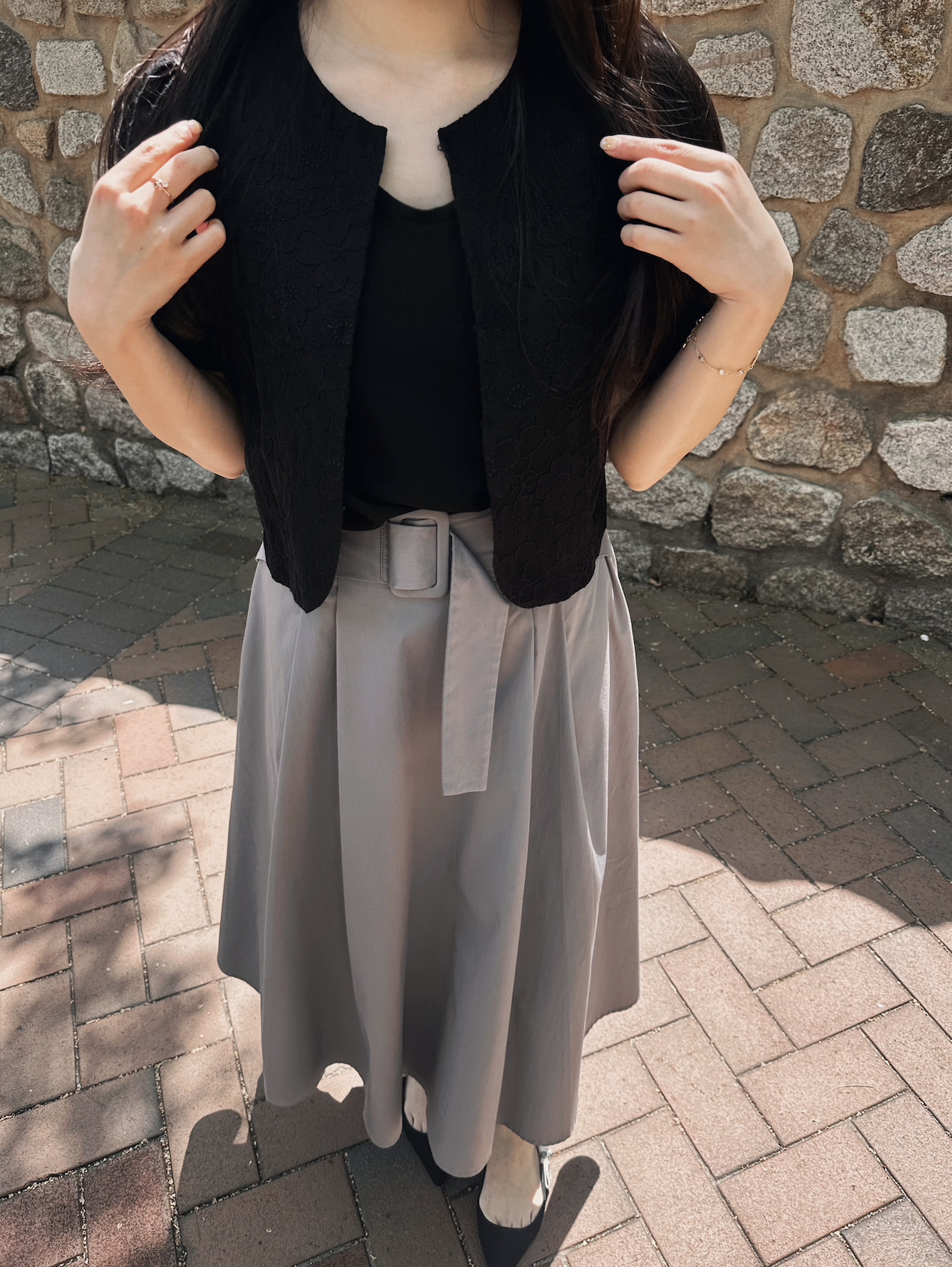 Amelia Floral Lace Cardigan (BLACK)