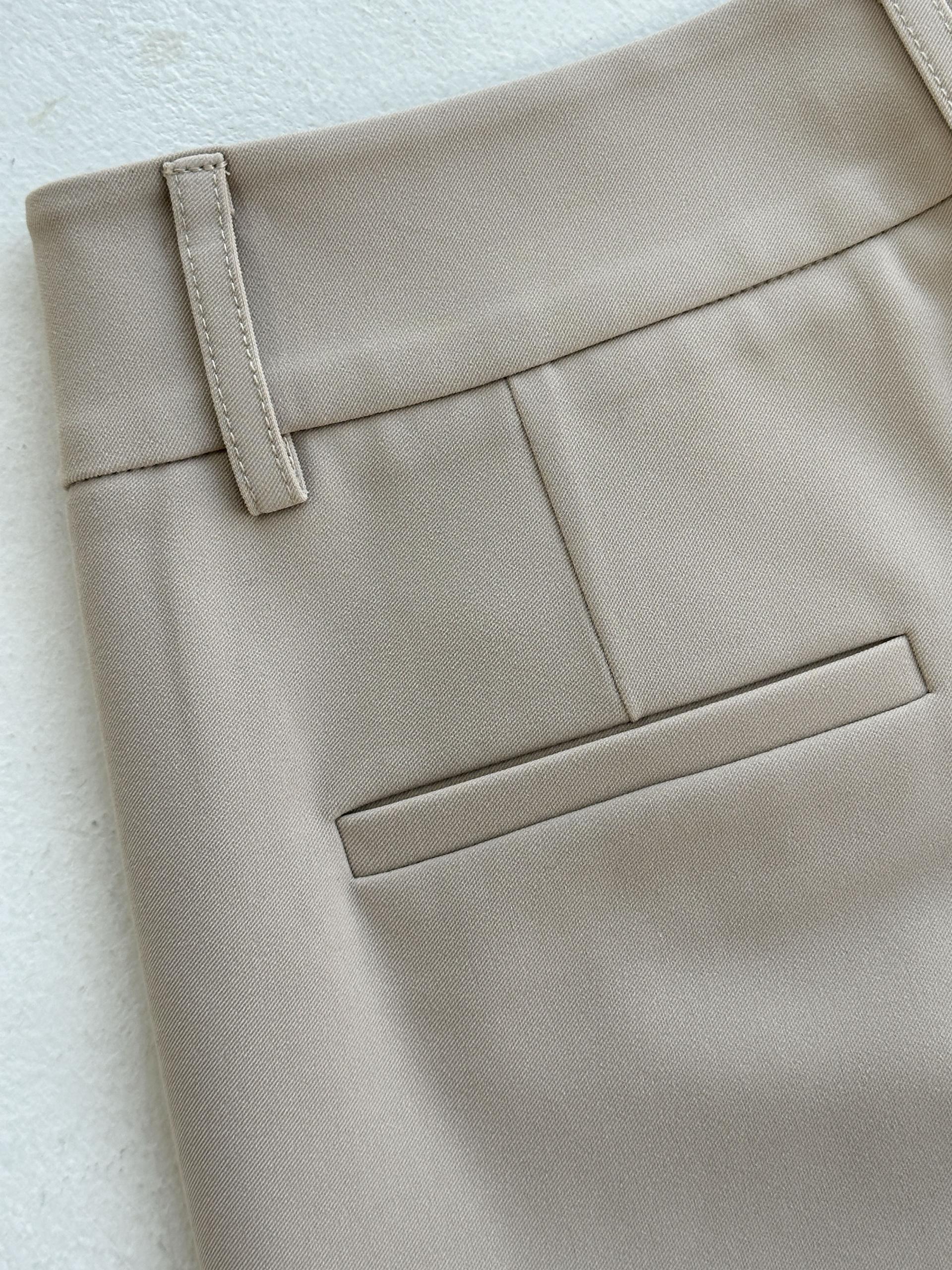 KAI Pintuck Wide Trousers (BEIGE)