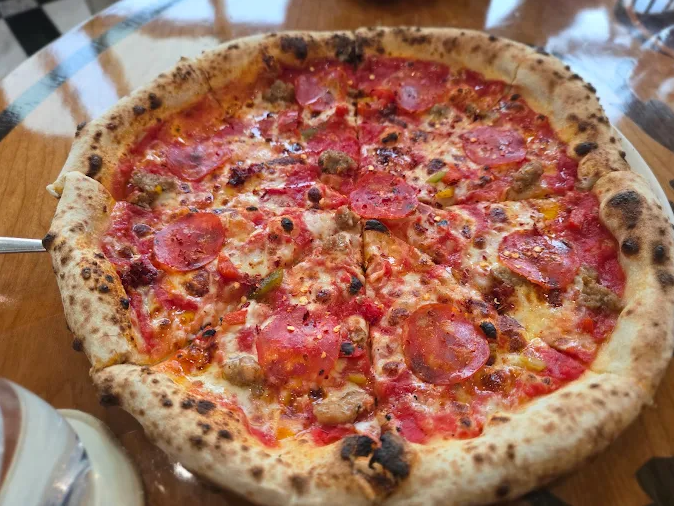 필리핀 마닐라 맛집 추천 라 피자 La Piazza 오카다 카지노 호텔 골드바 에이전시 라피자의 시그니처 메뉴 화덕피자