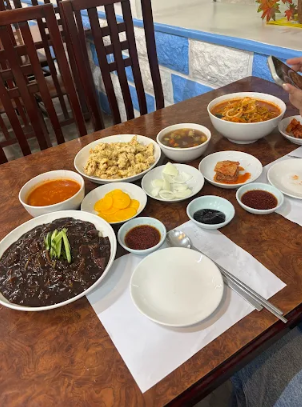 필리핀 마닐라 맛집 석촌식당의 짜장면과 탕수육 골드바 에이전시