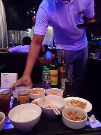 필리핀 마닐라 KTV PREMIER SHINJU East KTV 친절한 직원과 서비스 골드바 에이전시