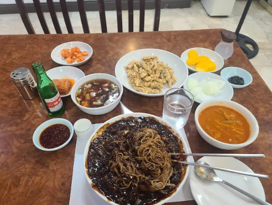 필리핀 마닐라 맛집 석촌식당의 세트메뉴 골드바 에이전시
