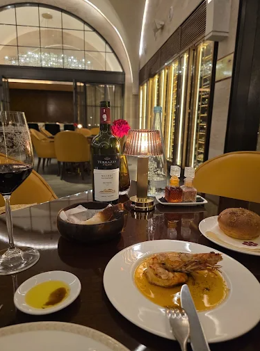 필리핀 마닐라 맛집 추천 라 피자 La Piazza 오카다 카지노 호텔 골드바 에이전시 라 피자에서 즐기는 와인과 최고급 다이닝