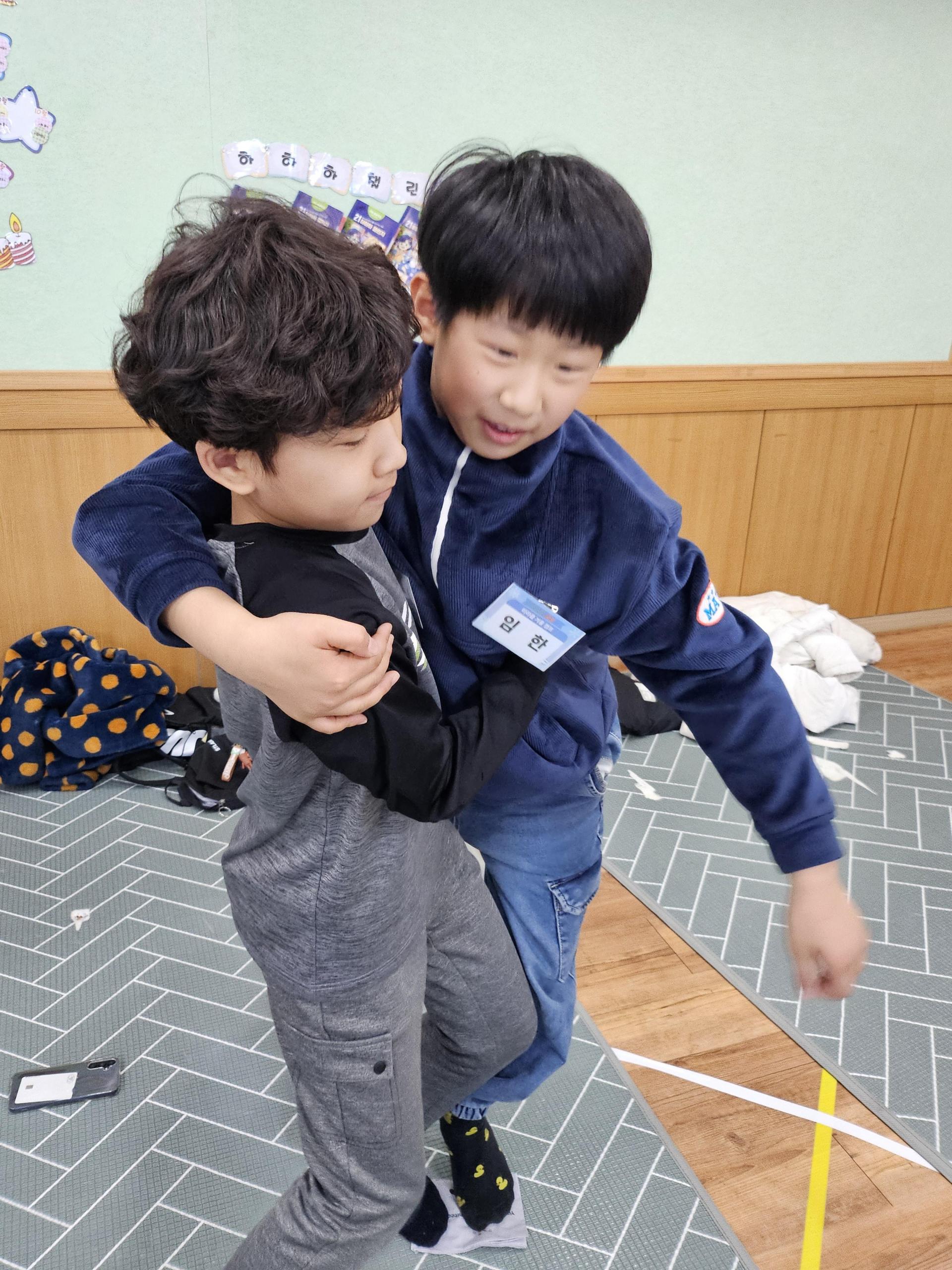 65a3852af8751.jpeg