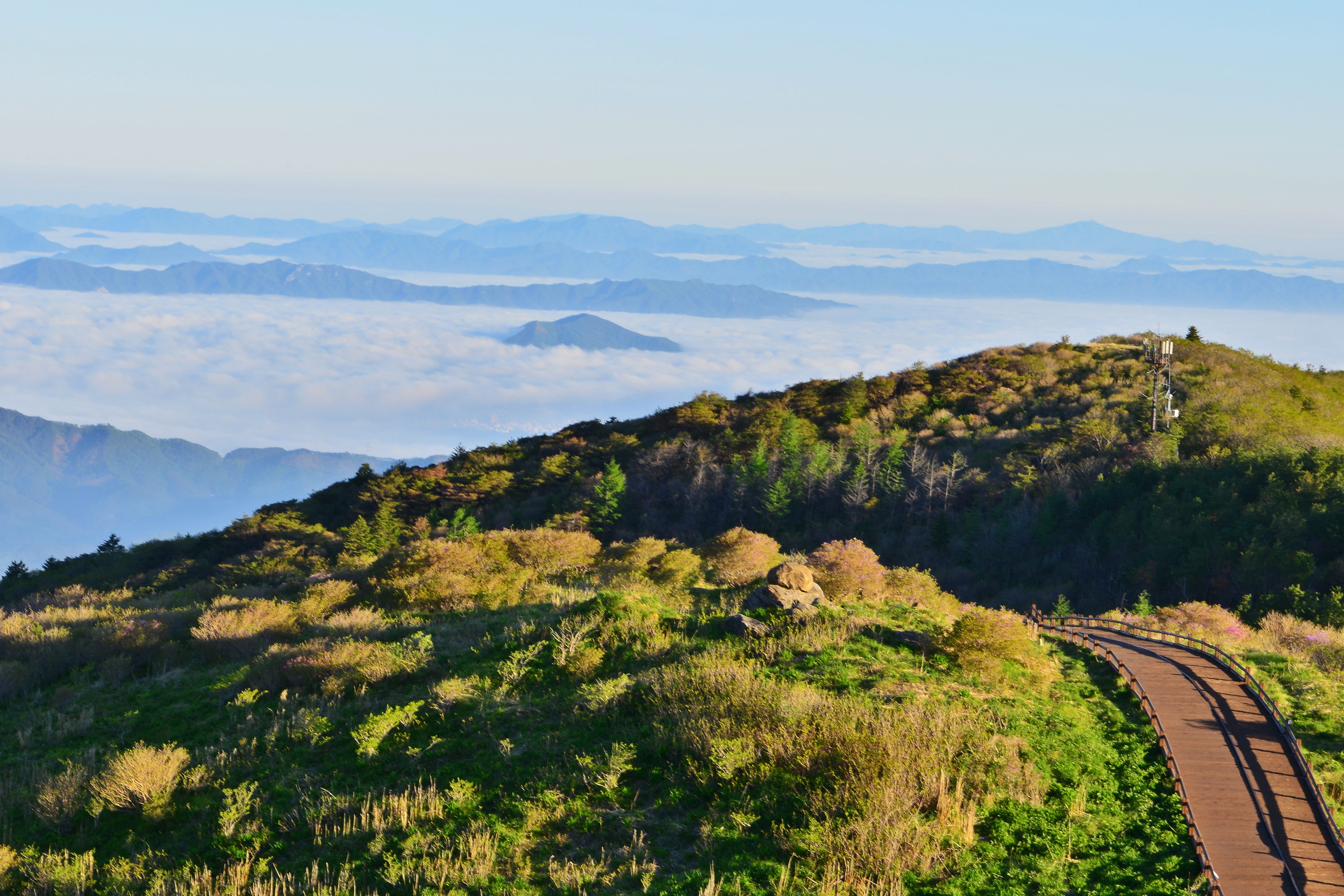 Jirisan Hiking Course B - Easy Trails & Local Temple
