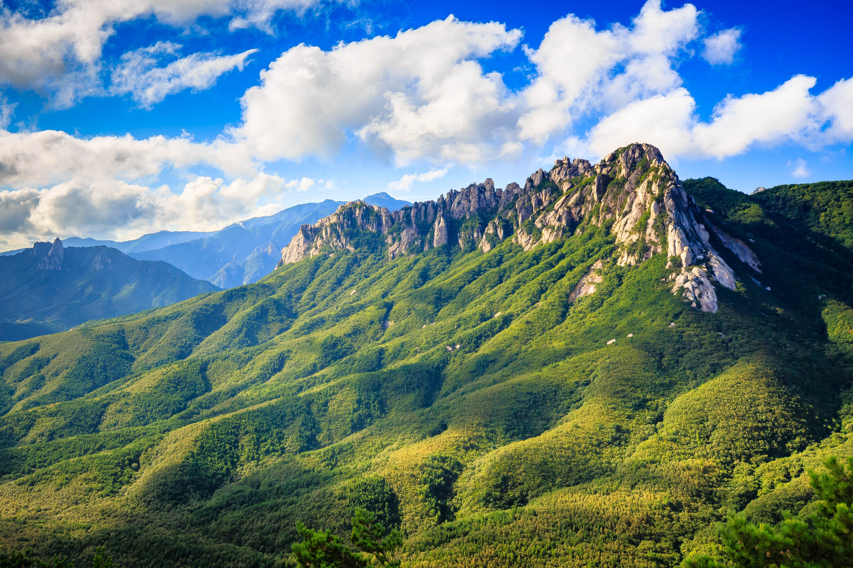 Seoraksan Hiking Course D - East Coast DMZ & Mt. Summit