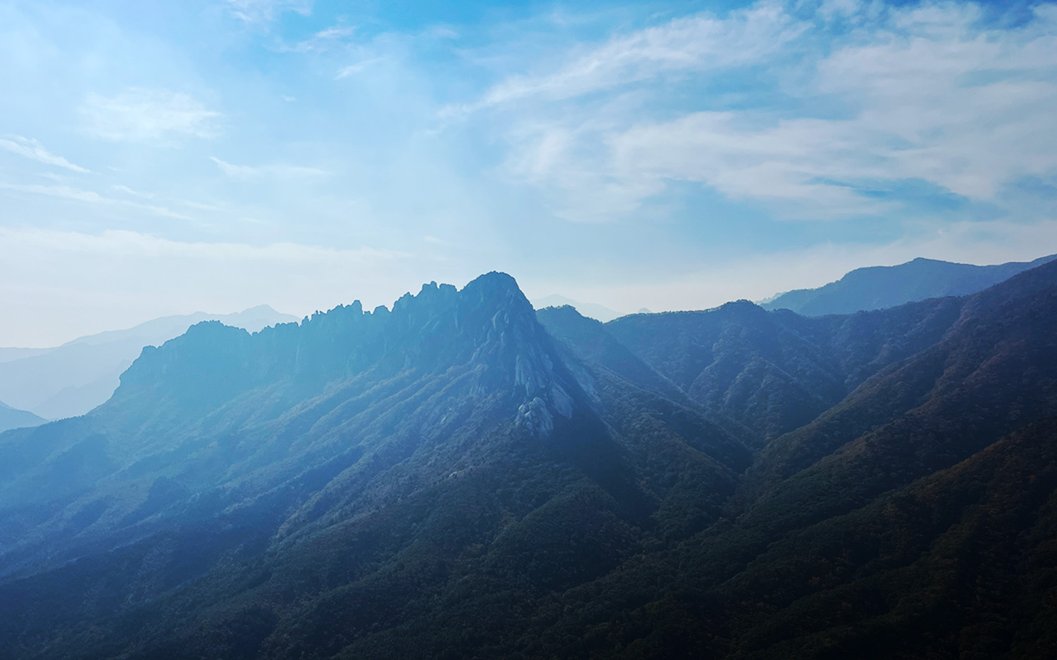 Seoraksan Hiking Course D - East Coast DMZ & Mt. Summit