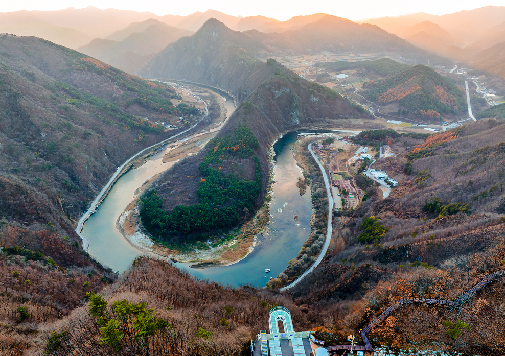 MindungSan Hiking for Shoulder-High, Silver Grass Peak