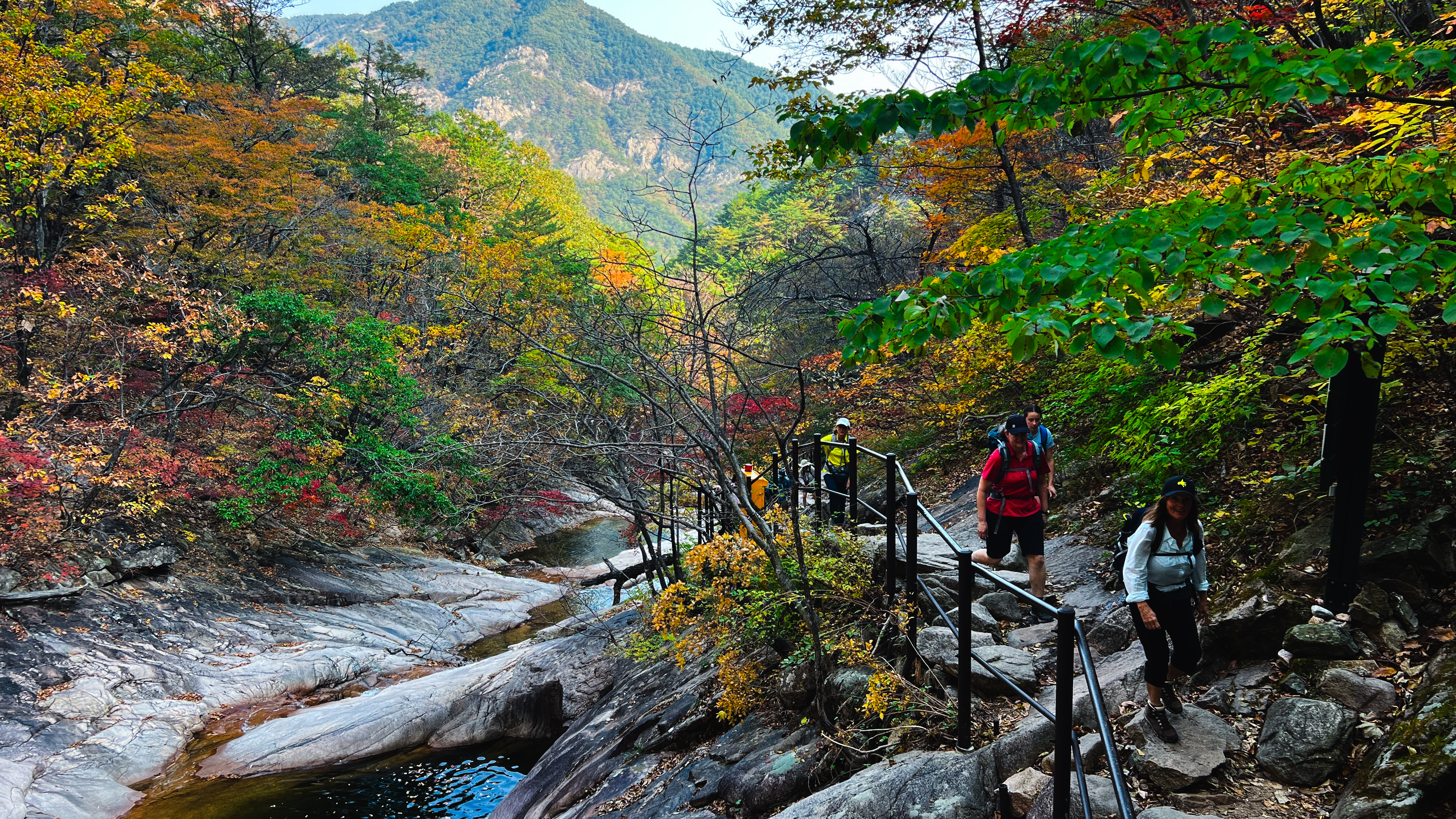 Seoraksan Hiking Tour C - Exclusively Reopened Trail