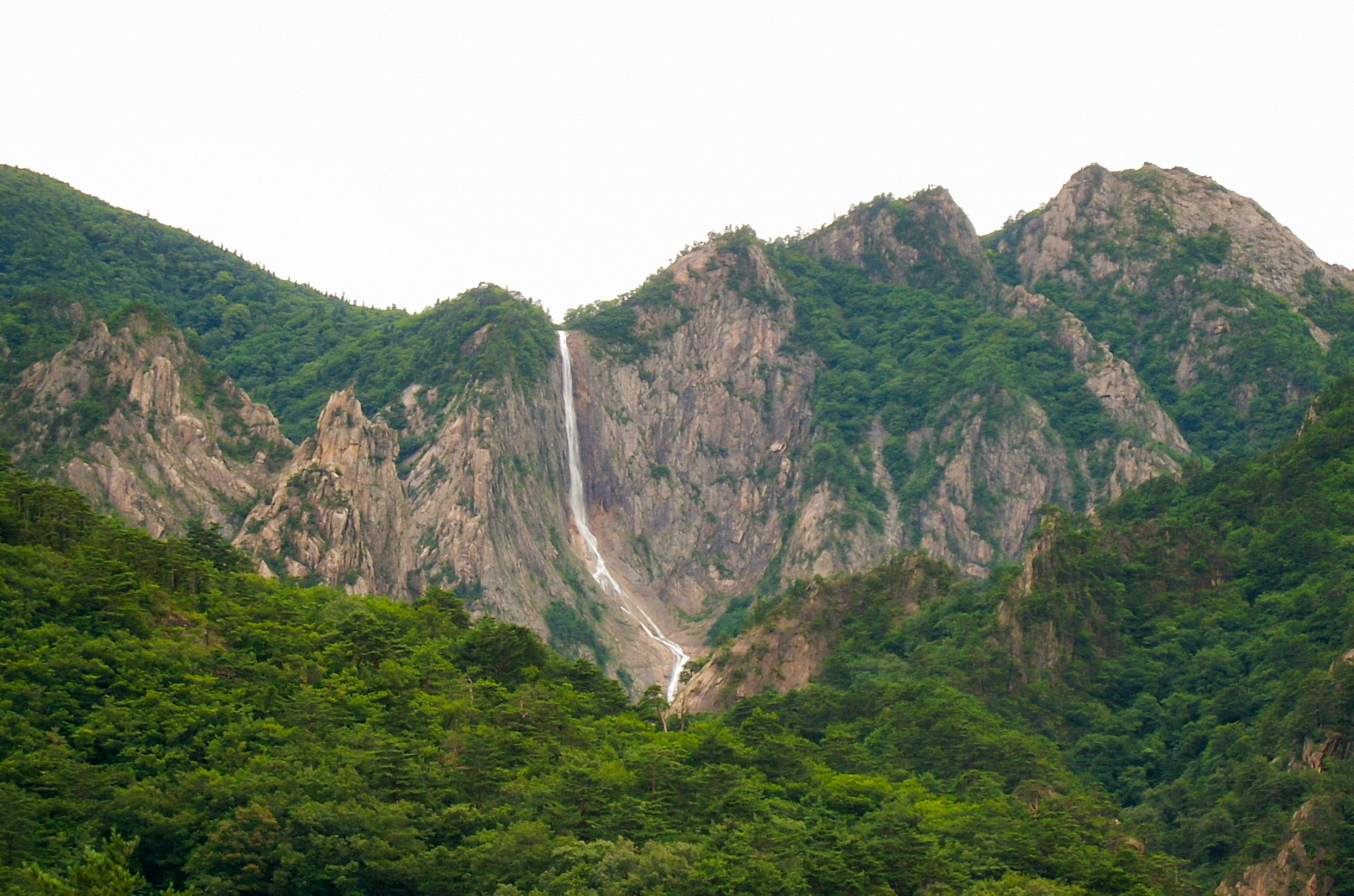 Seoraksan Hiking Course B - Major Waterfalls & Valley trek