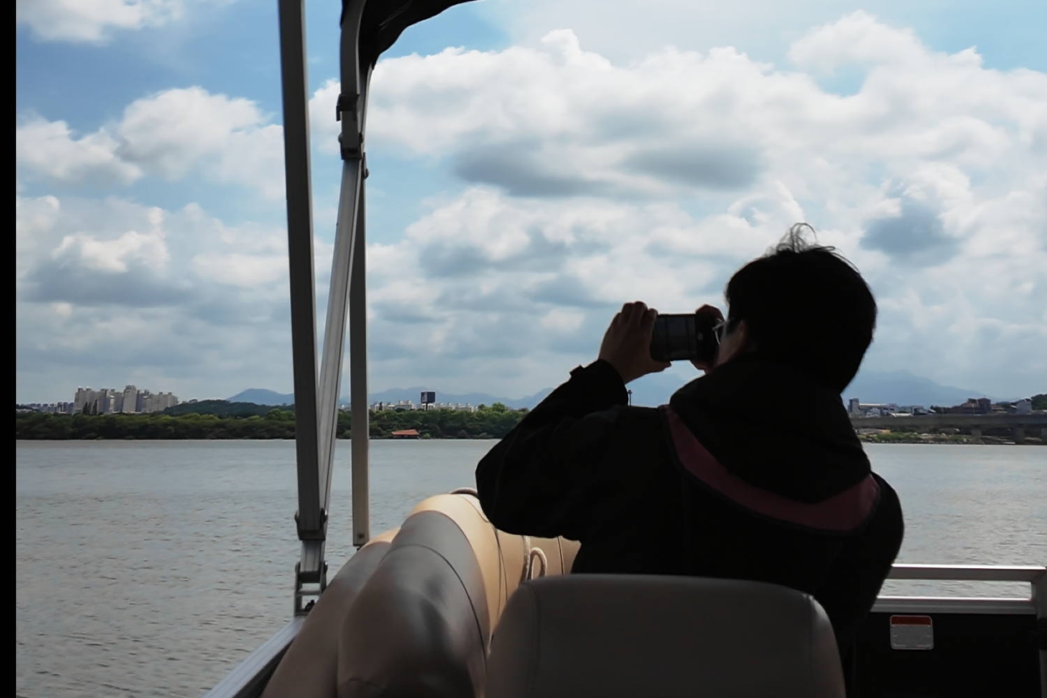 ?? X - Water Activities & Trending N.Korean View Point