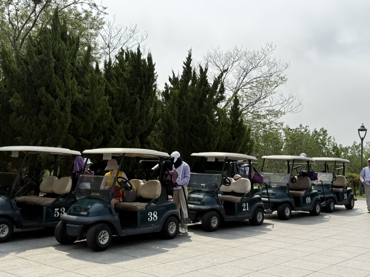 중국 유일 와이너리 골프코스 군정CC / 6월~8월 매일출발 (연휴기간 포함)