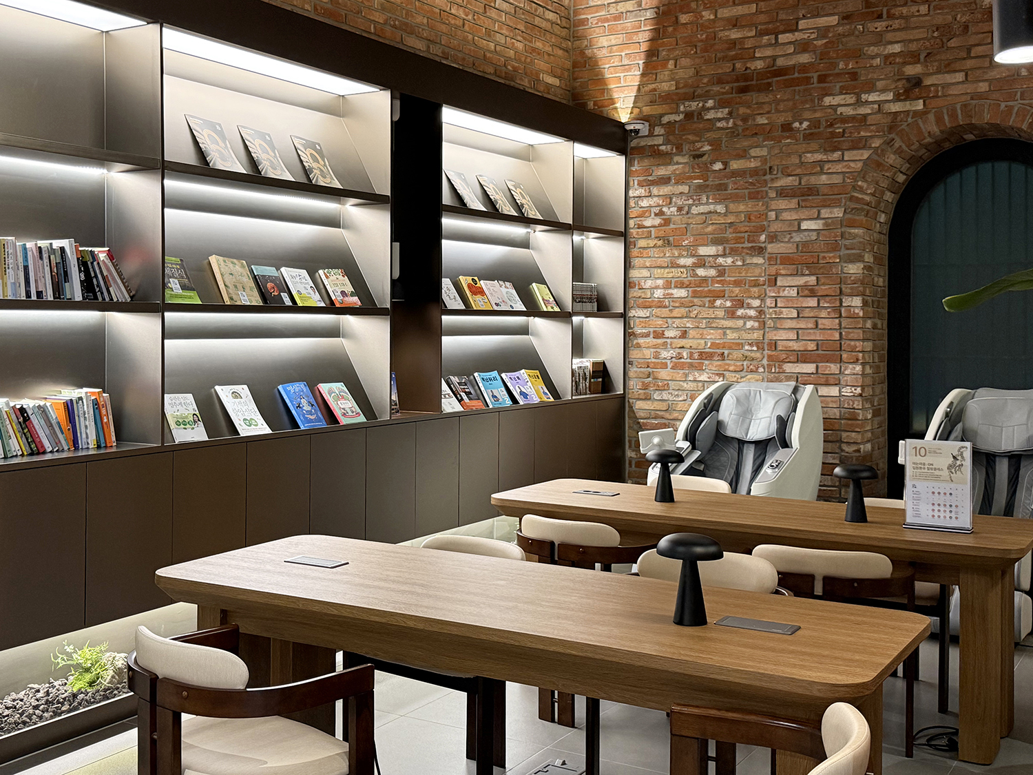 북카페(안마의자)