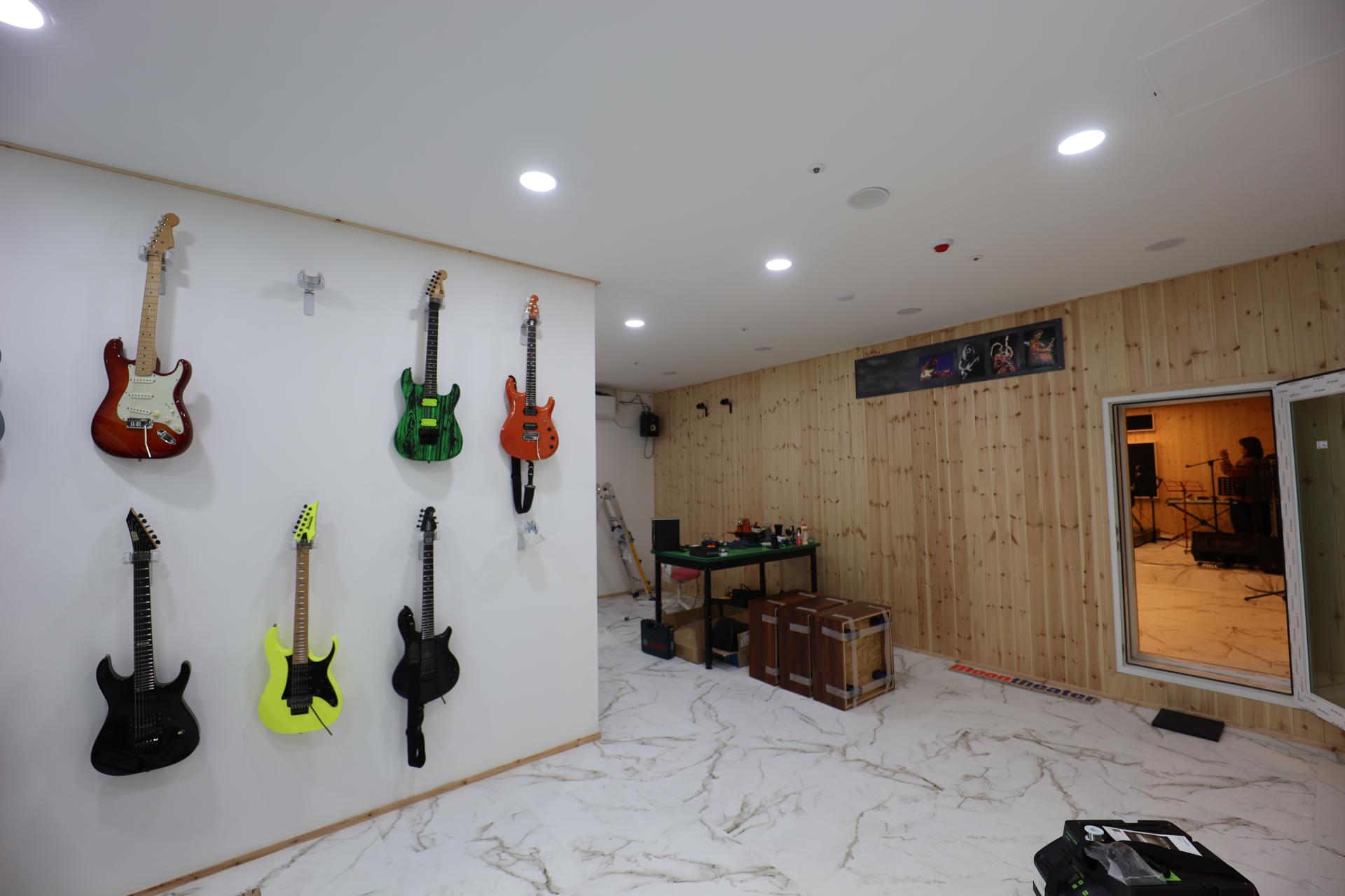8f7852446adf4.jpg