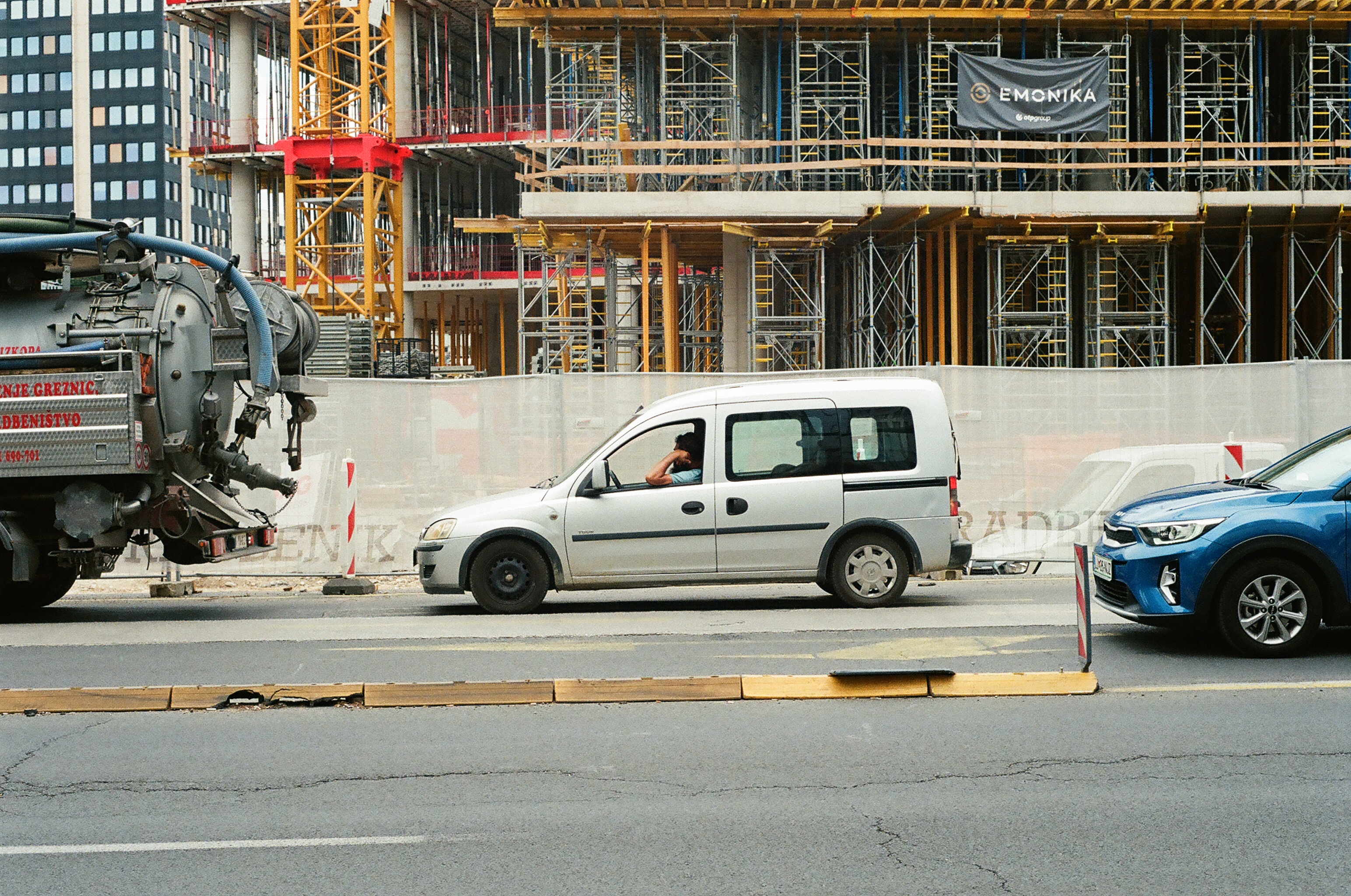 cba00478da1f1.jpg
