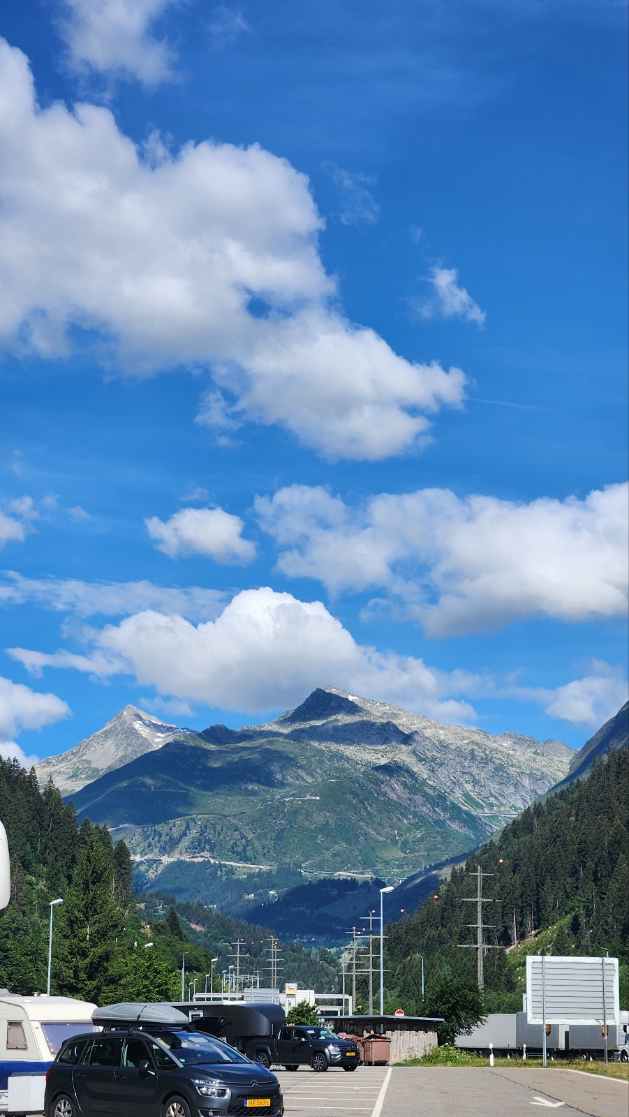 d3b762d18431c.jpg