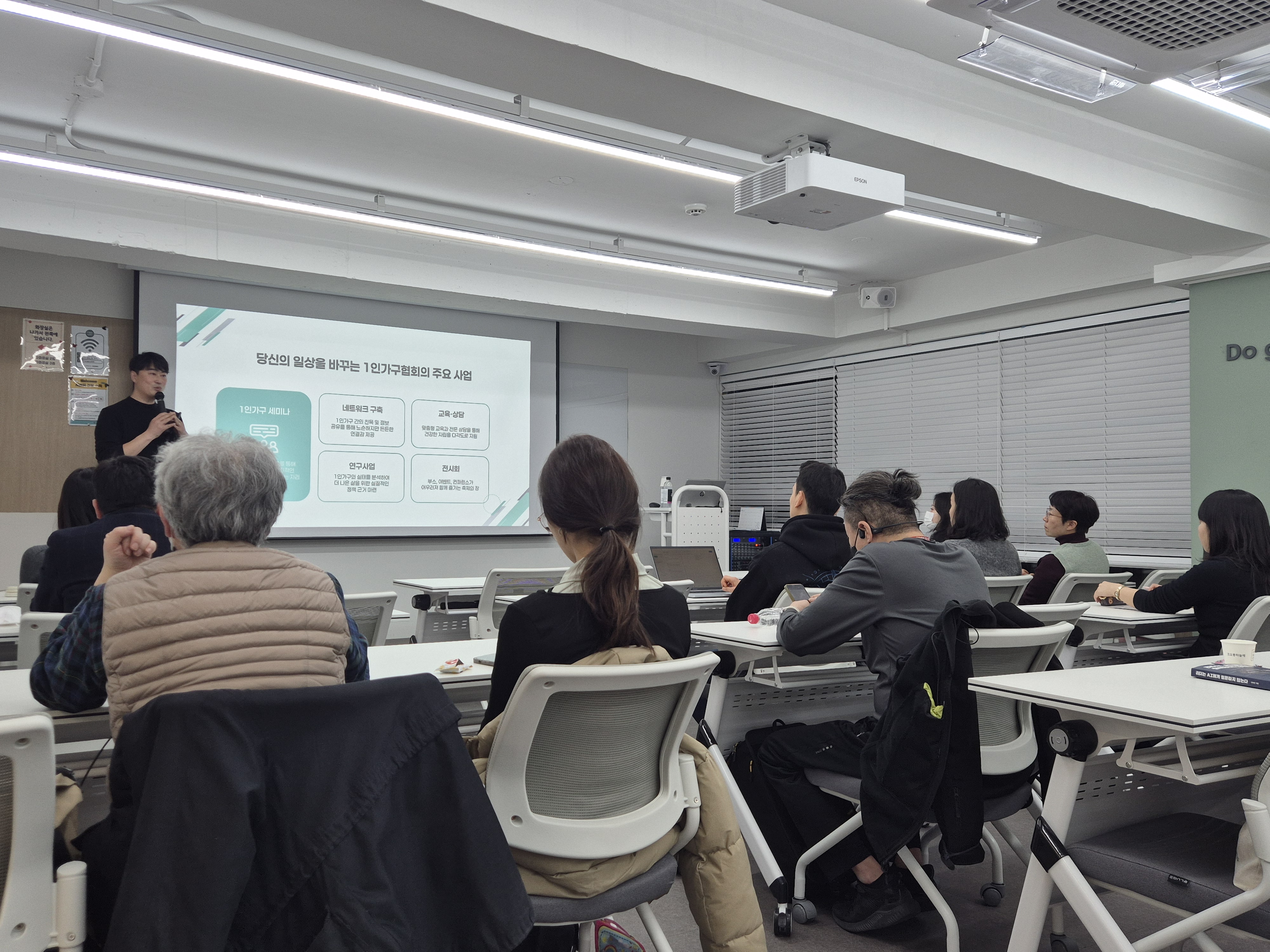 4c7f07ab7417e.jpg