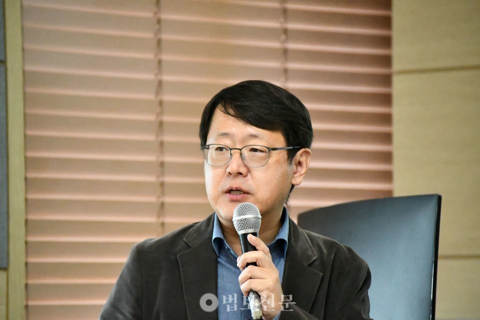 김용태 교수는 “석왕사를 통한 북한과의 교류 프로그램 개발은 남북의 조선 정통성 계승, 역사 인식 문제를 고려해야 한다”고 지적했다.